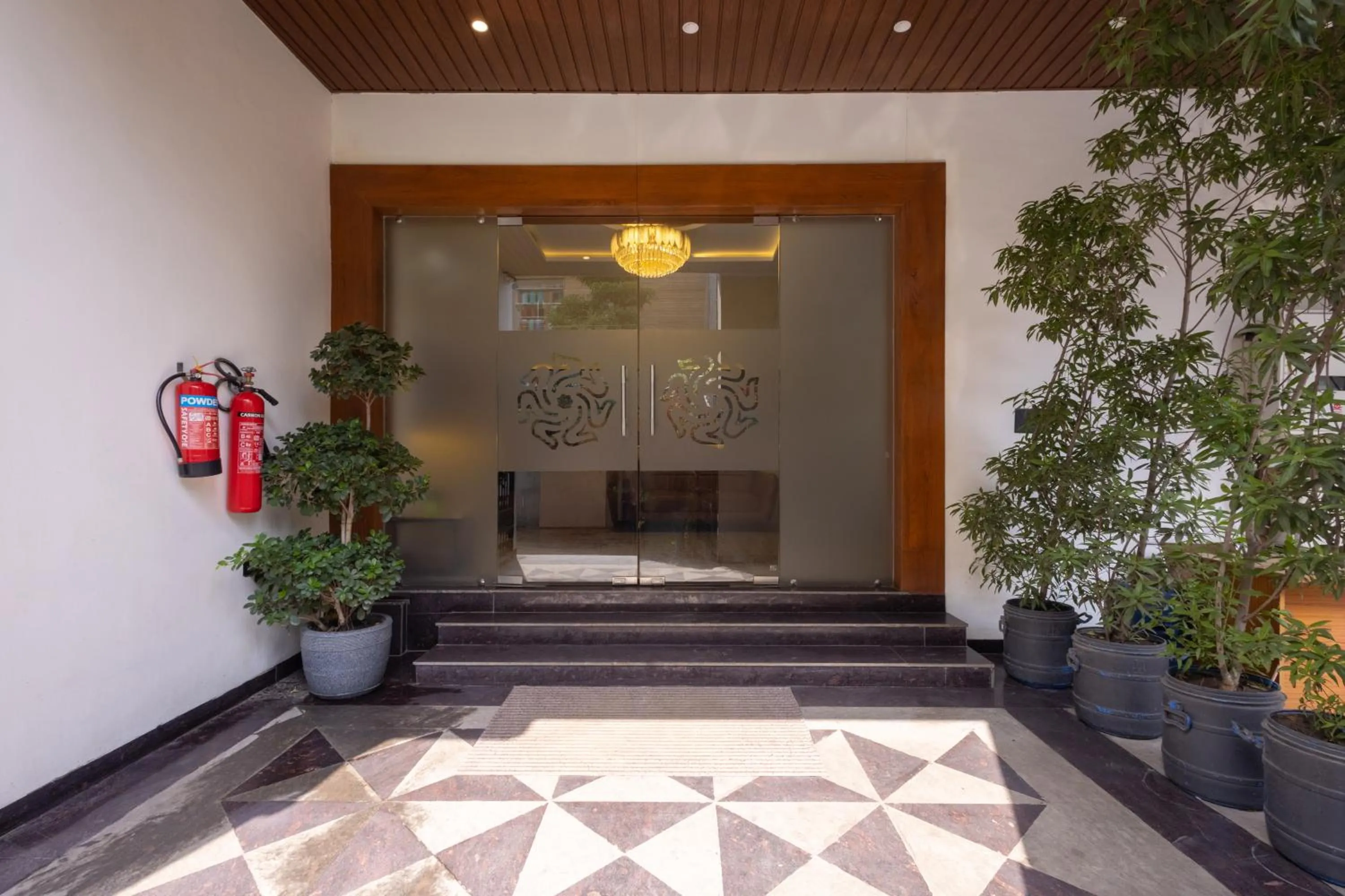 Pravasa Stay Near Luv Kush Square