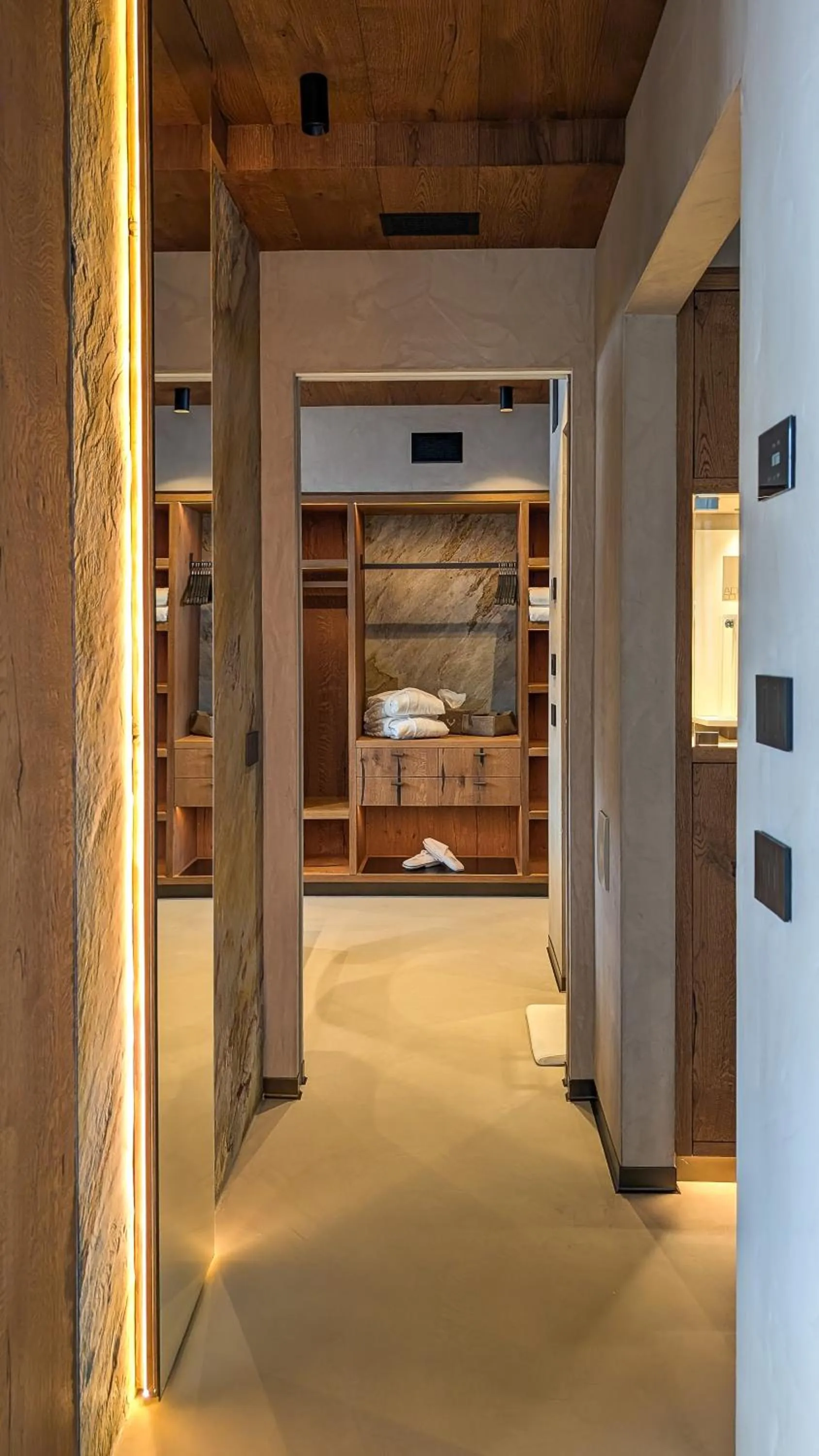 Photo of the whole room in Mohe Boutique Hotel