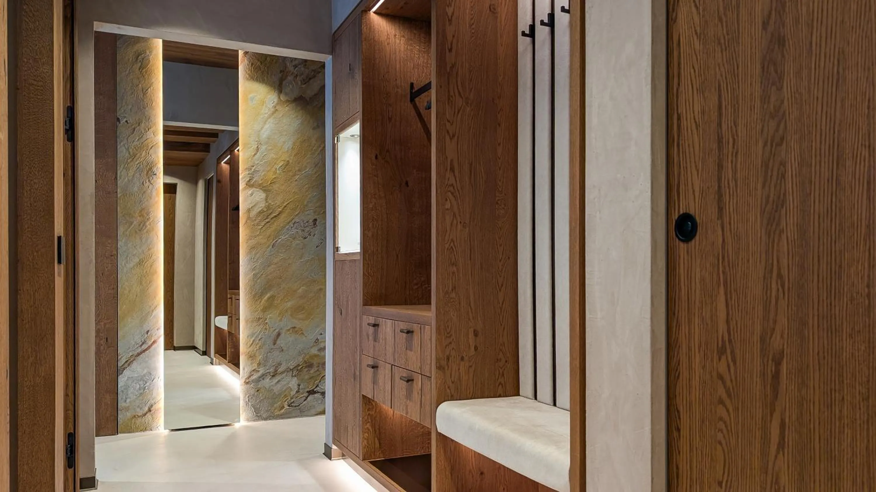 Photo of the whole room, Bed in Mohe Boutique Hotel