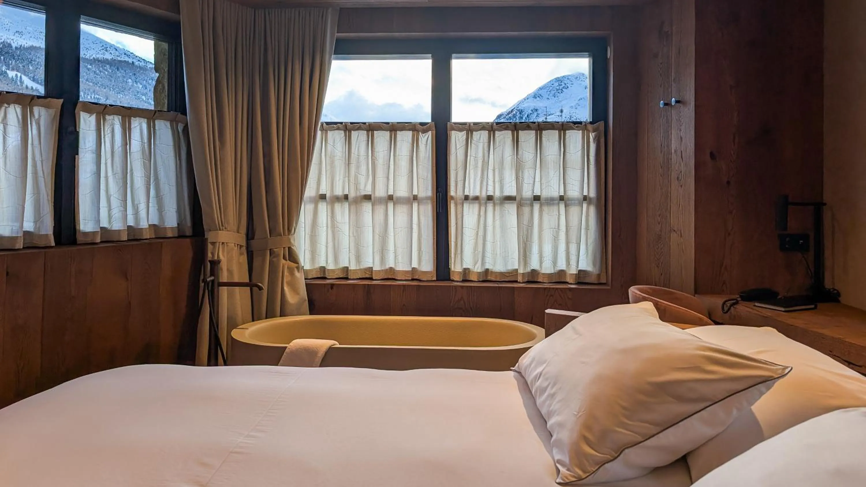 Bed in Mohe Boutique Hotel