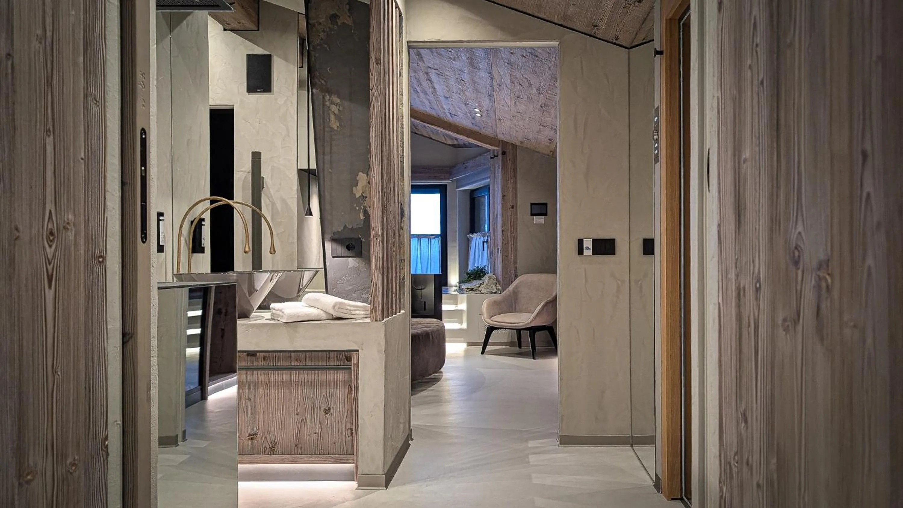 Bathroom in Mohe Boutique Hotel