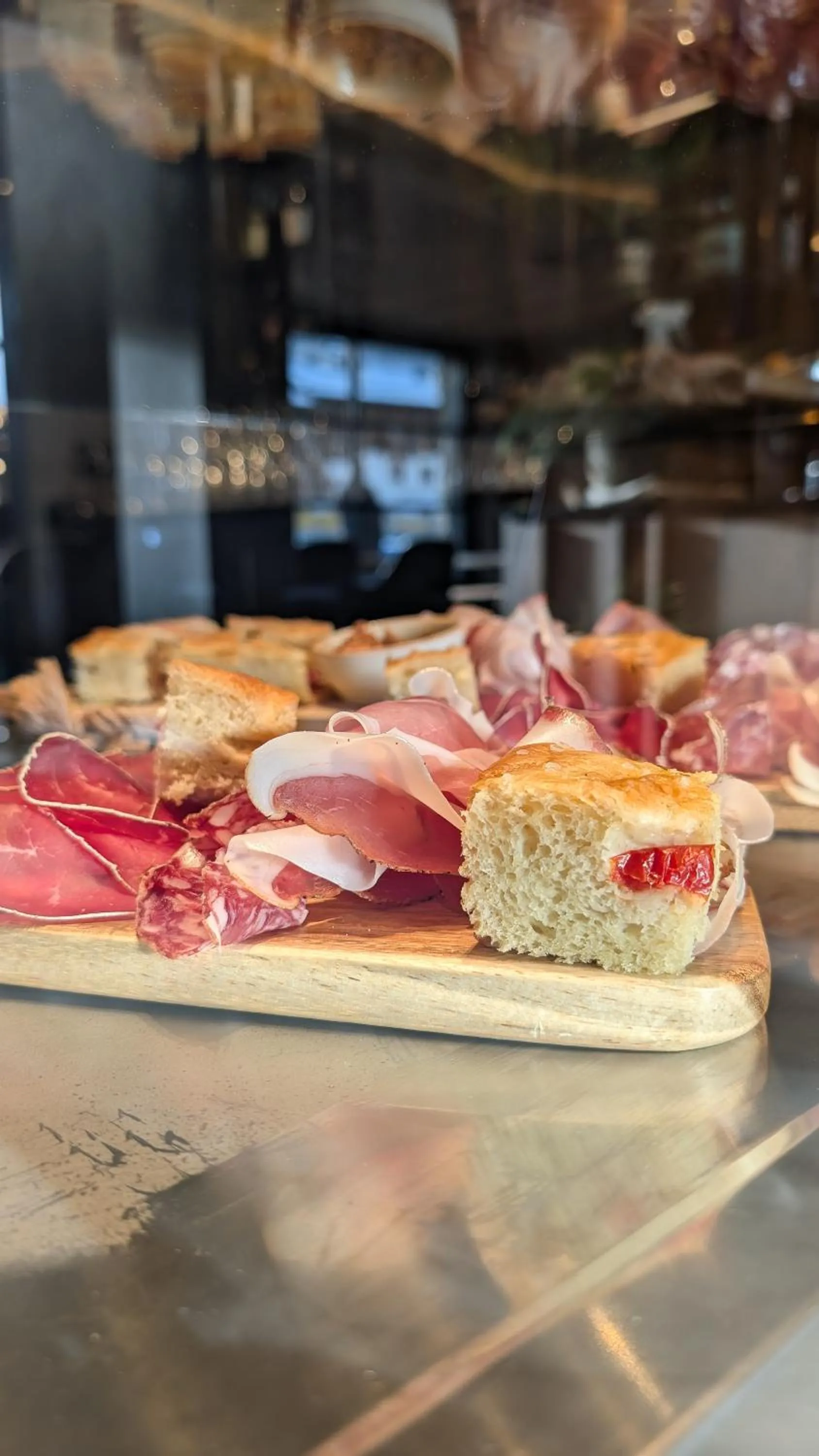 Restaurant/places to eat in Mohe Boutique Hotel