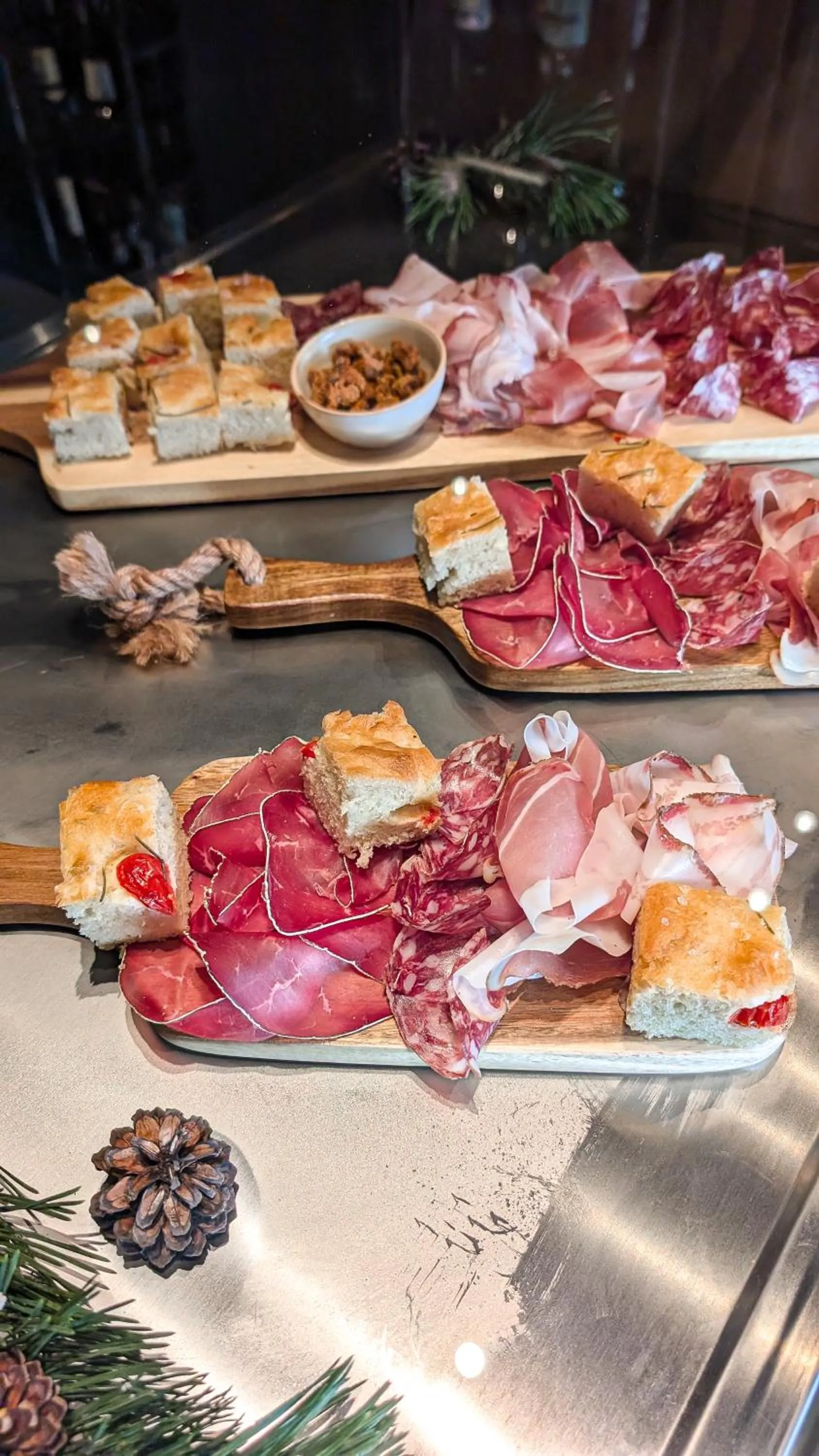 Restaurant/places to eat in Mohe Boutique Hotel