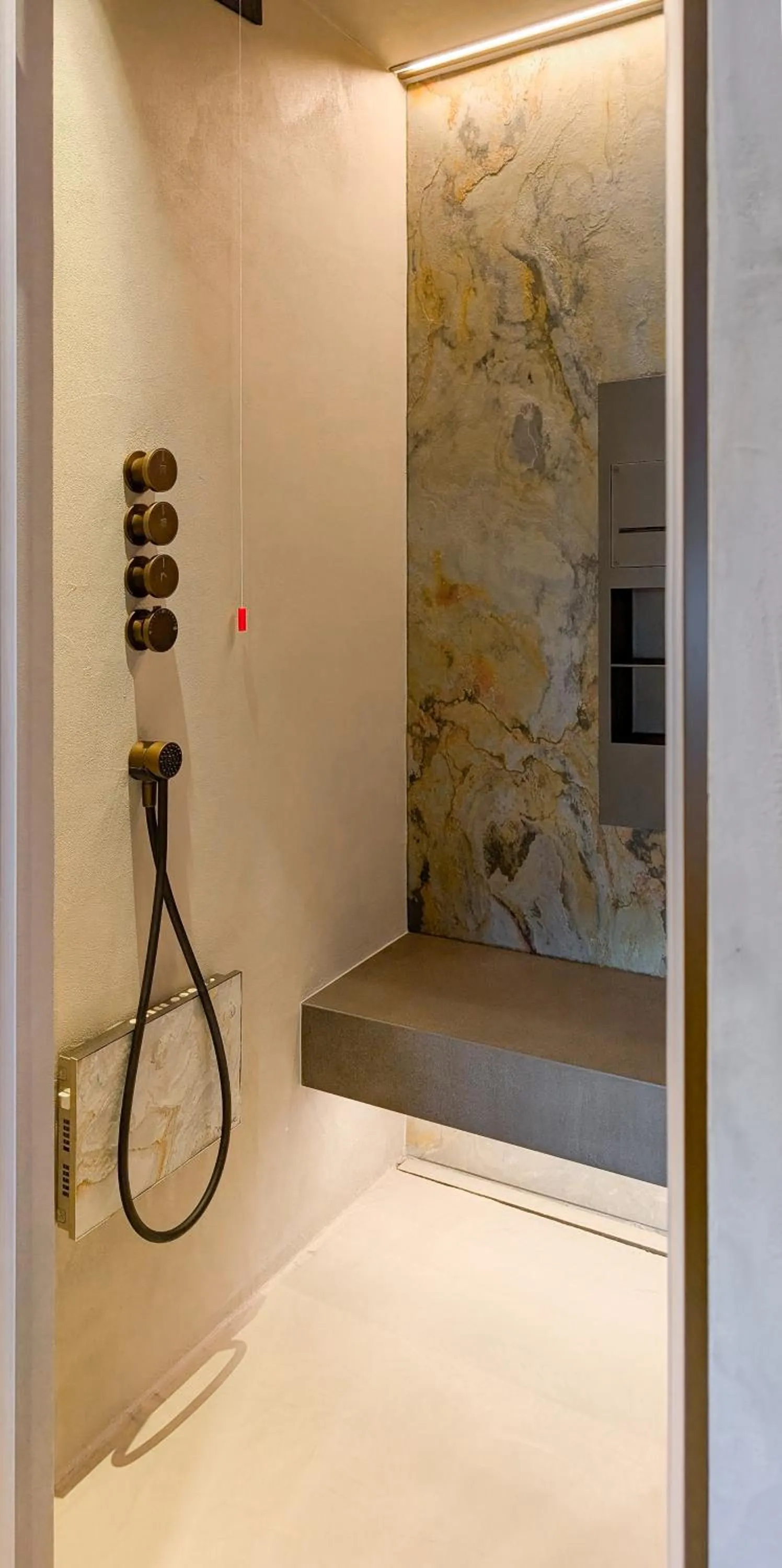 Bathroom in Mohe Boutique Hotel