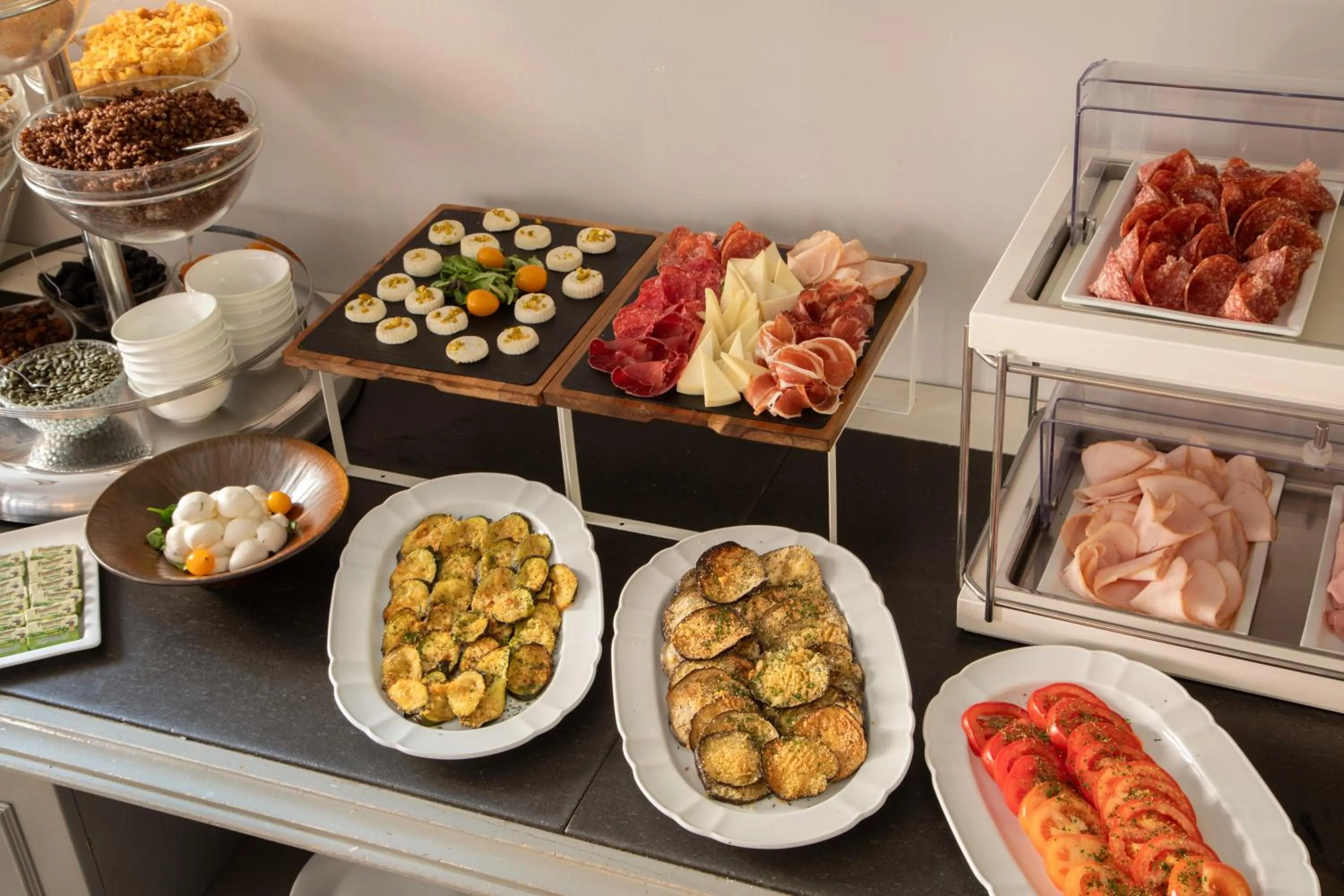 Breakfast in Hotel Mozart