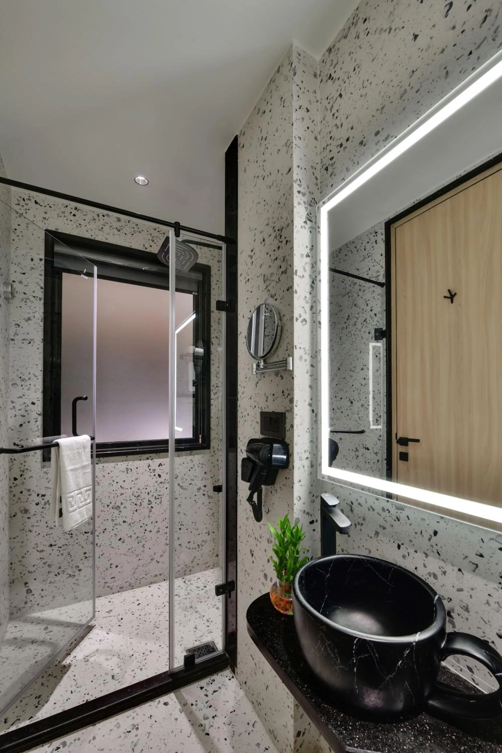 Bathroom in Quality Inn City Centre Varanasi