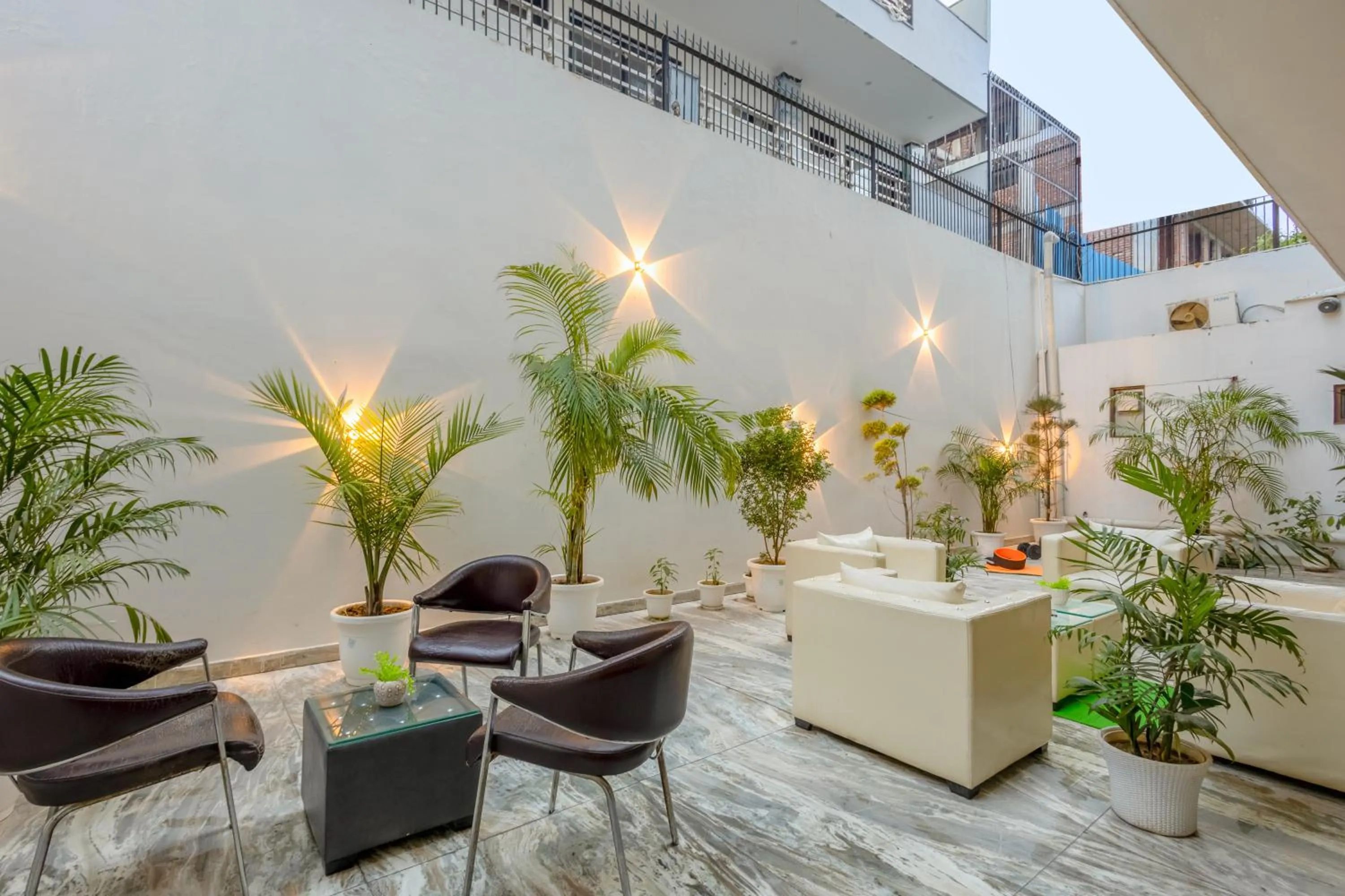 Seating area in Hotel Ashiyana Elite I Near Dlf Golf Course Road I Gurgaon