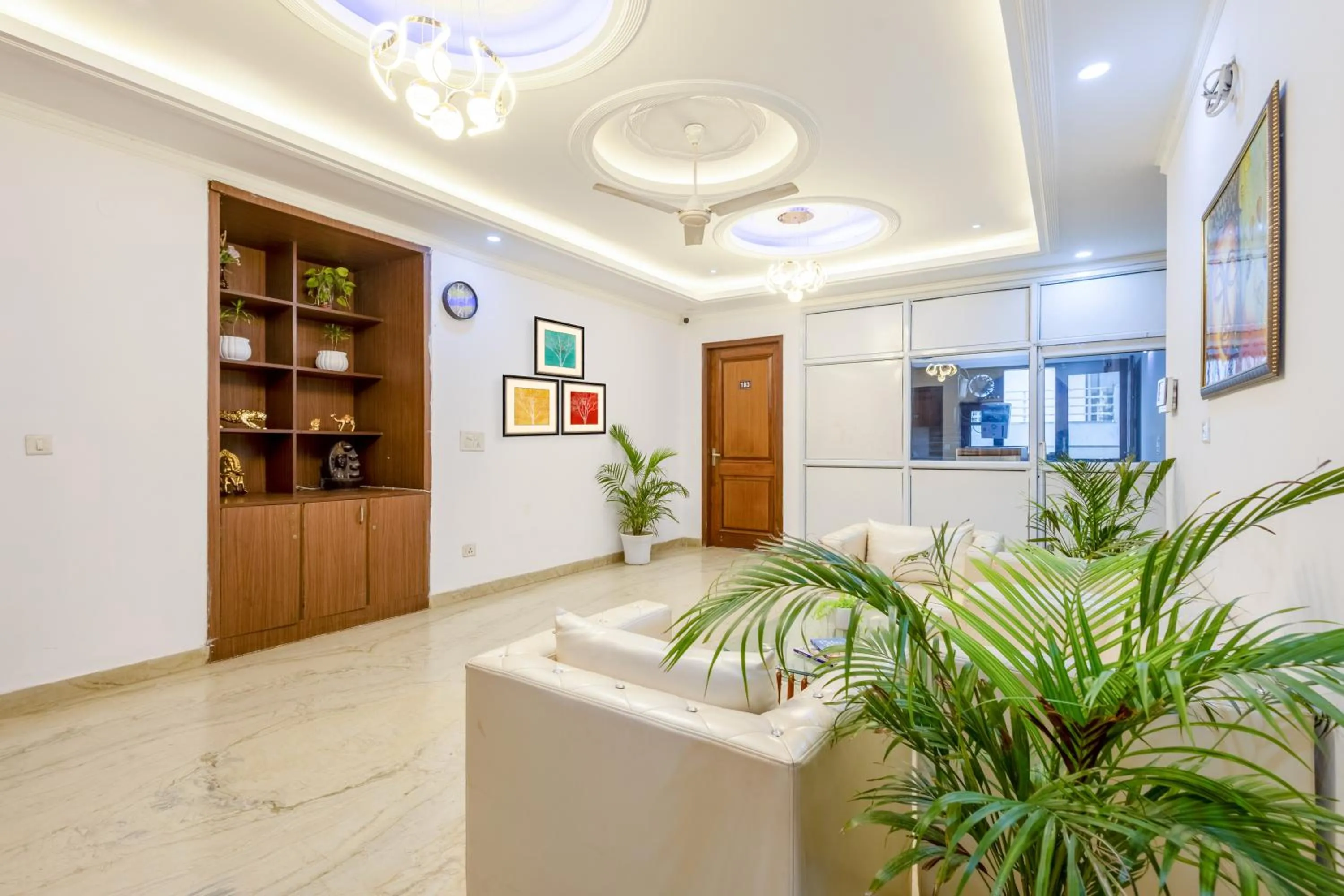 Seating area in Hotel Ashiyana Elite I Near Dlf Golf Course Road I Gurgaon