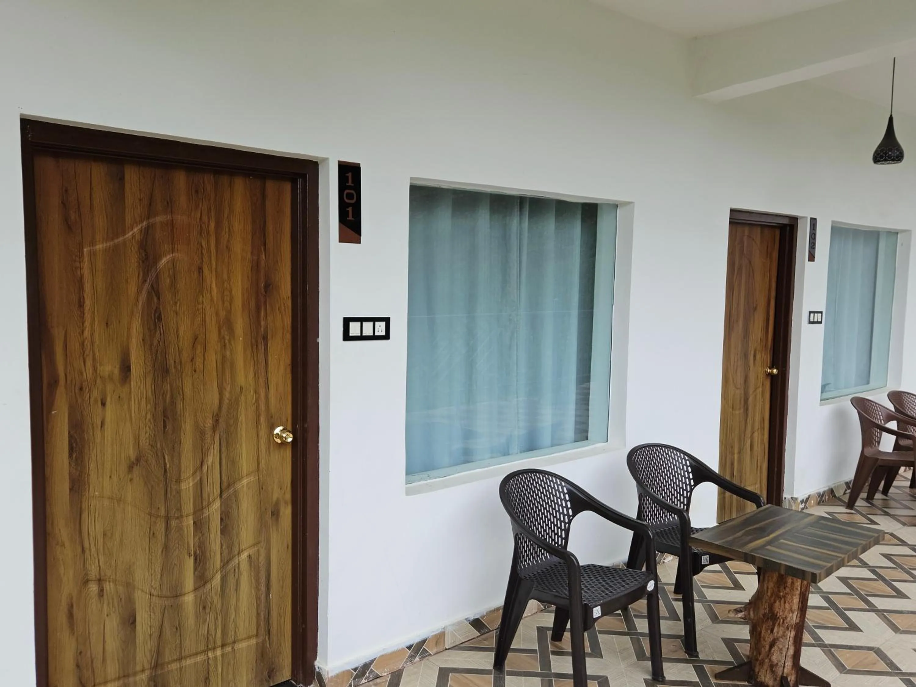 Seating area in Cloud Forest