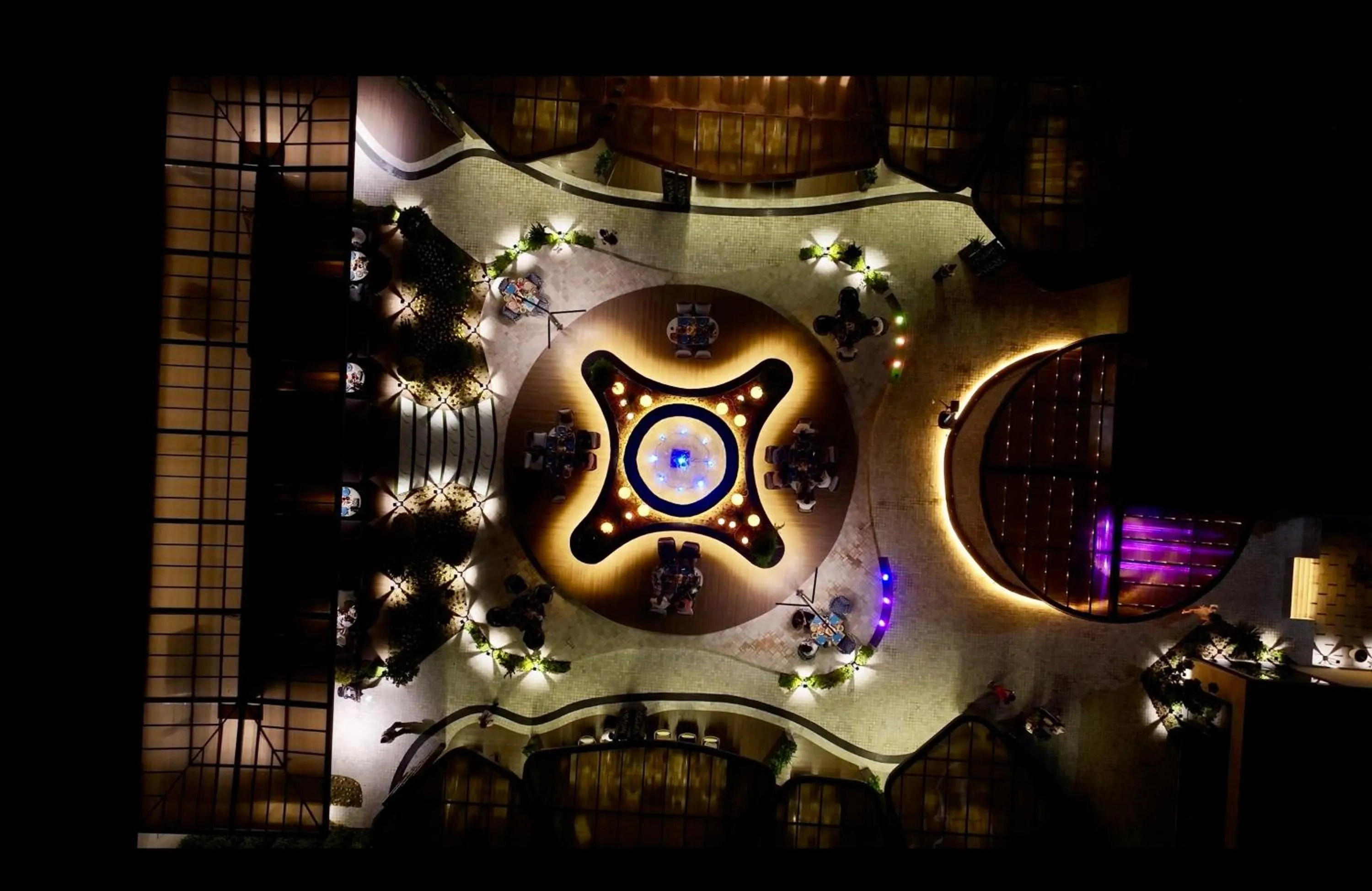 Restaurant/places to eat in Kiropol Hotel & Restaurant