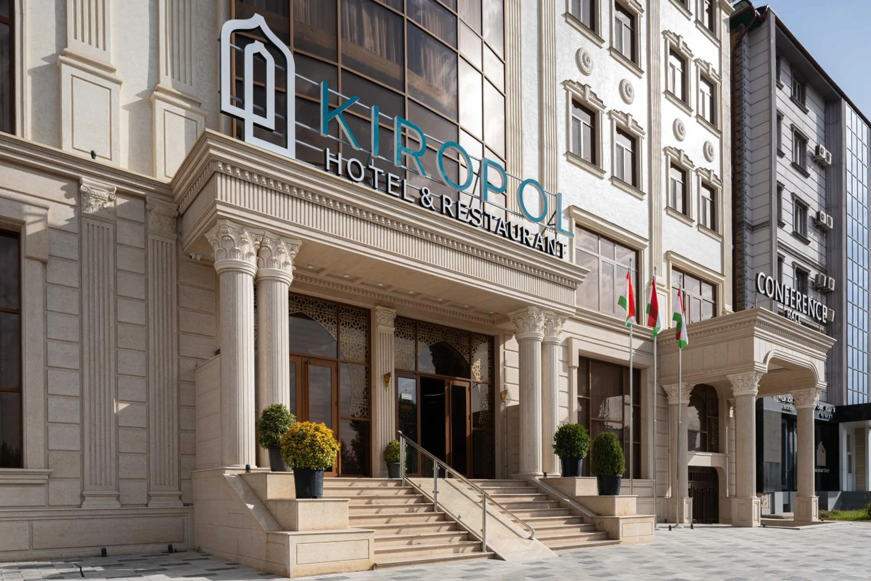 Property building in Kiropol Hotel & Restaurant
