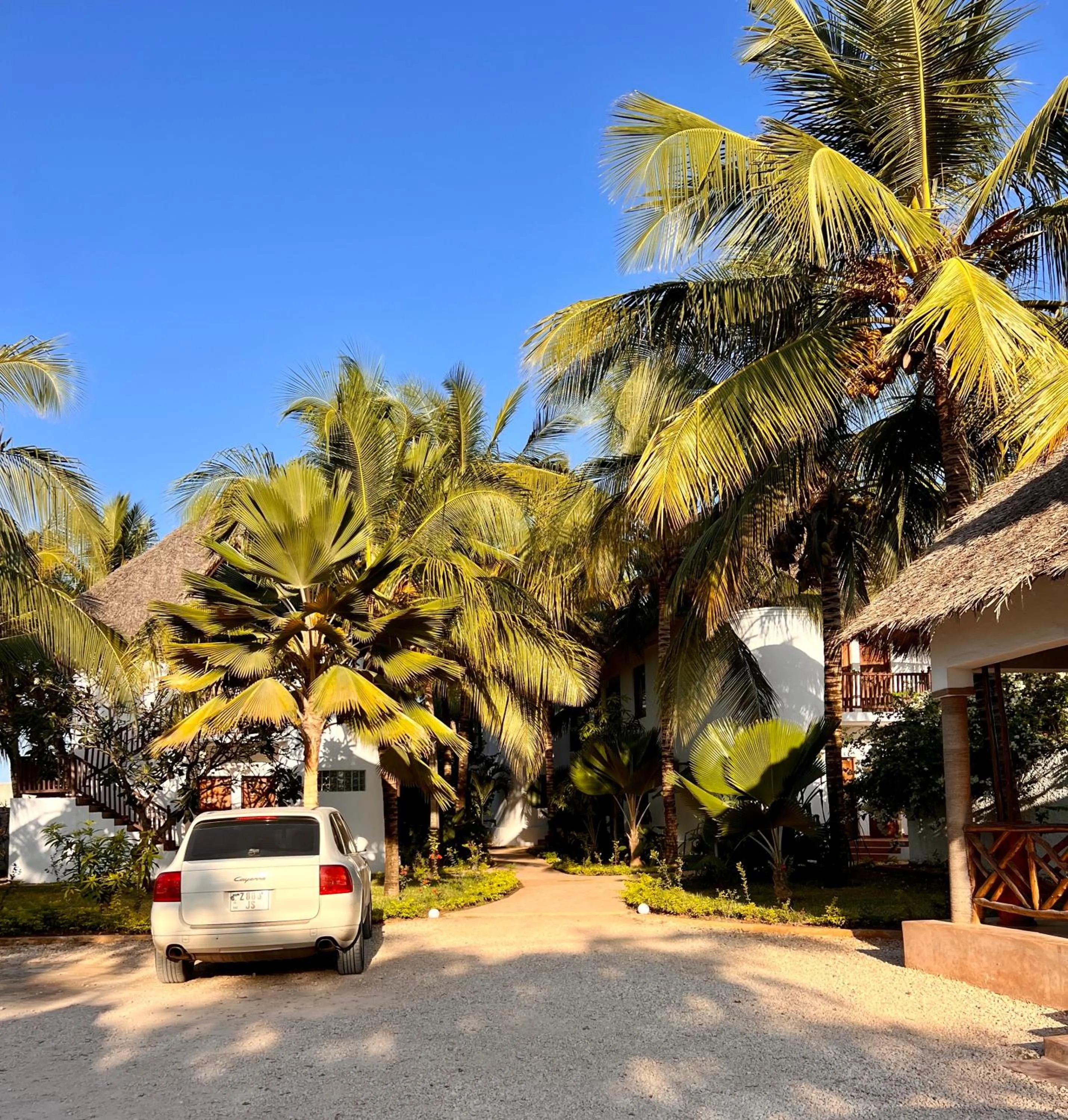 Parking in Zanzibar Bahari Villas