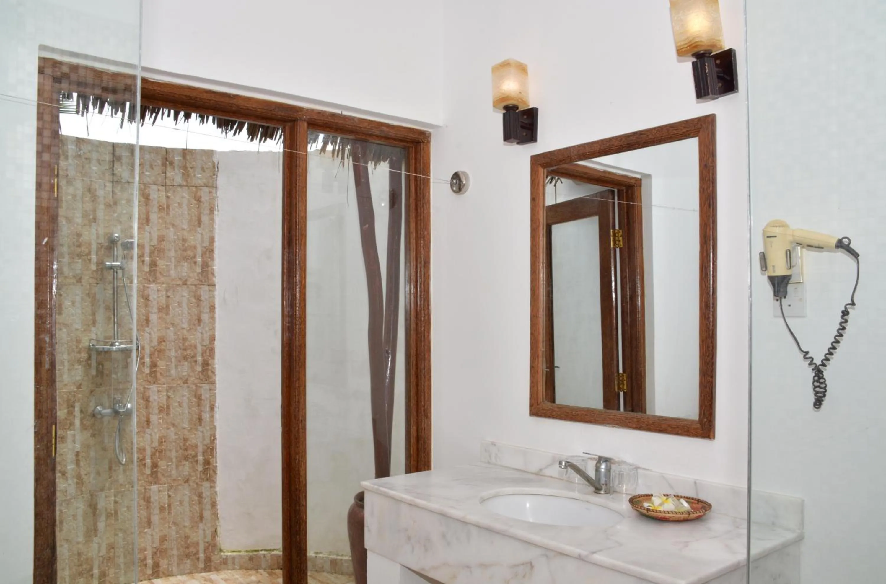 Bathroom in Zanzibar Bahari Villas