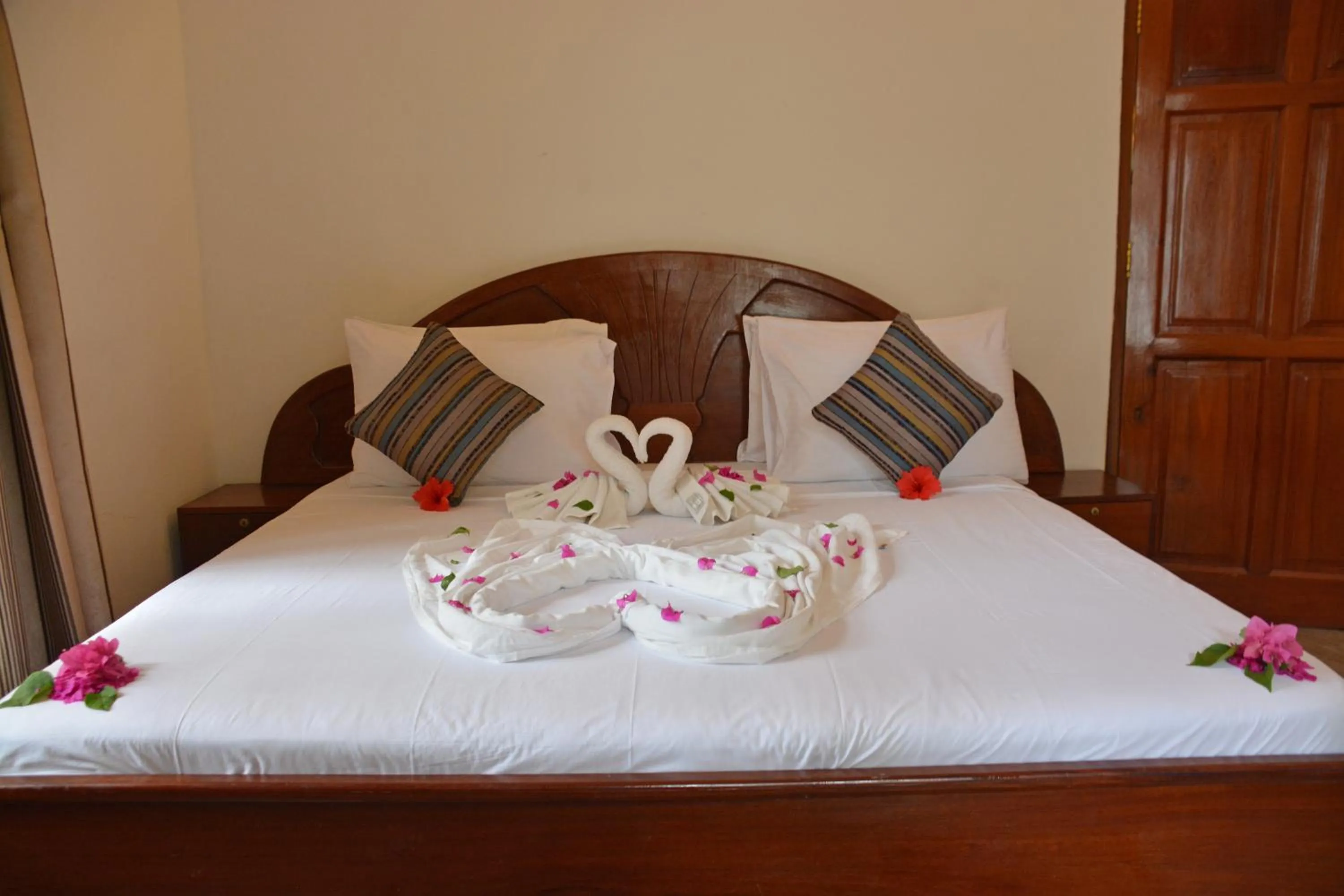 Bedroom, Bed in Zanzibar Bahari Villas