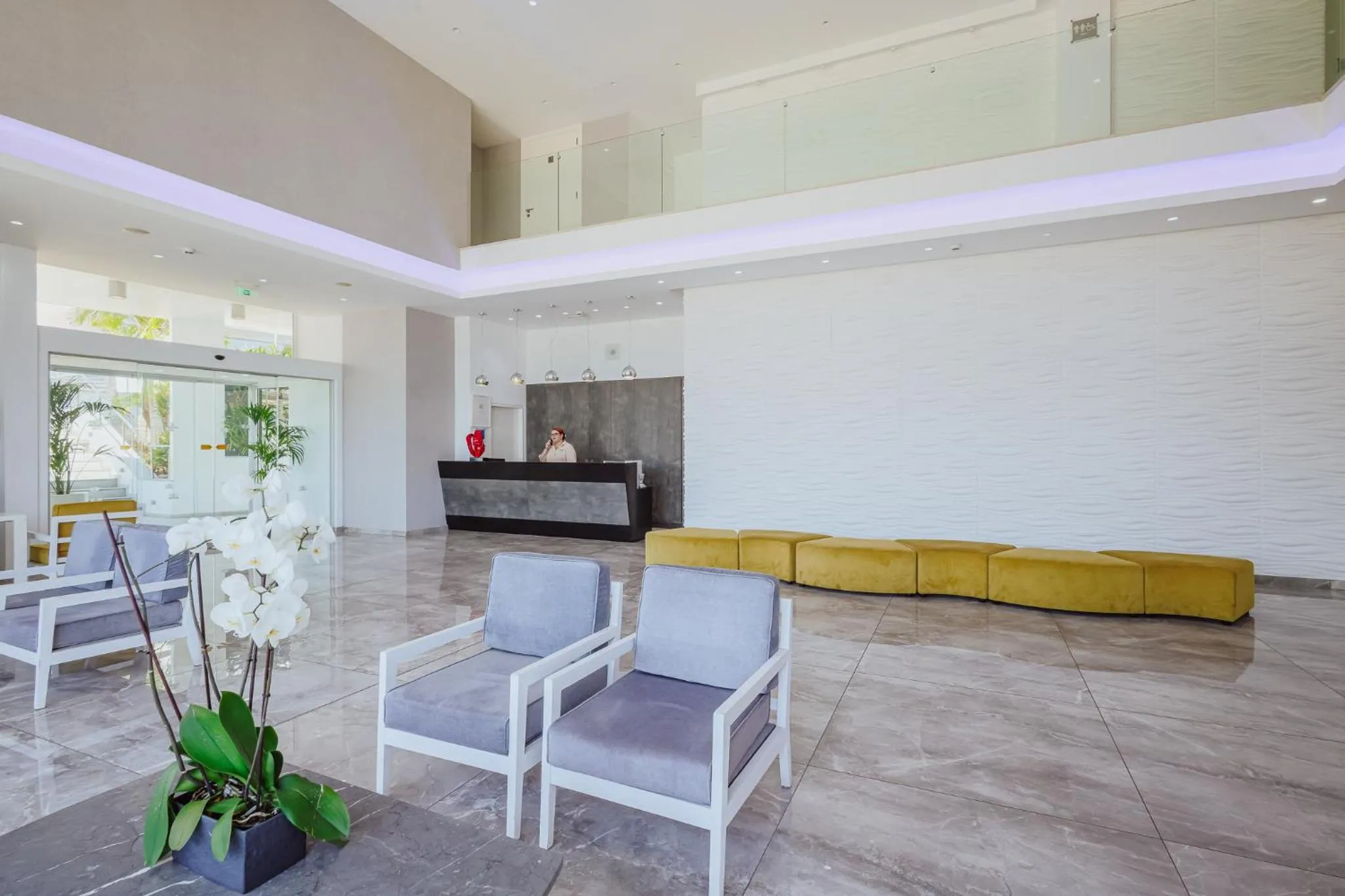 Lobby or reception in River Rock Hotel