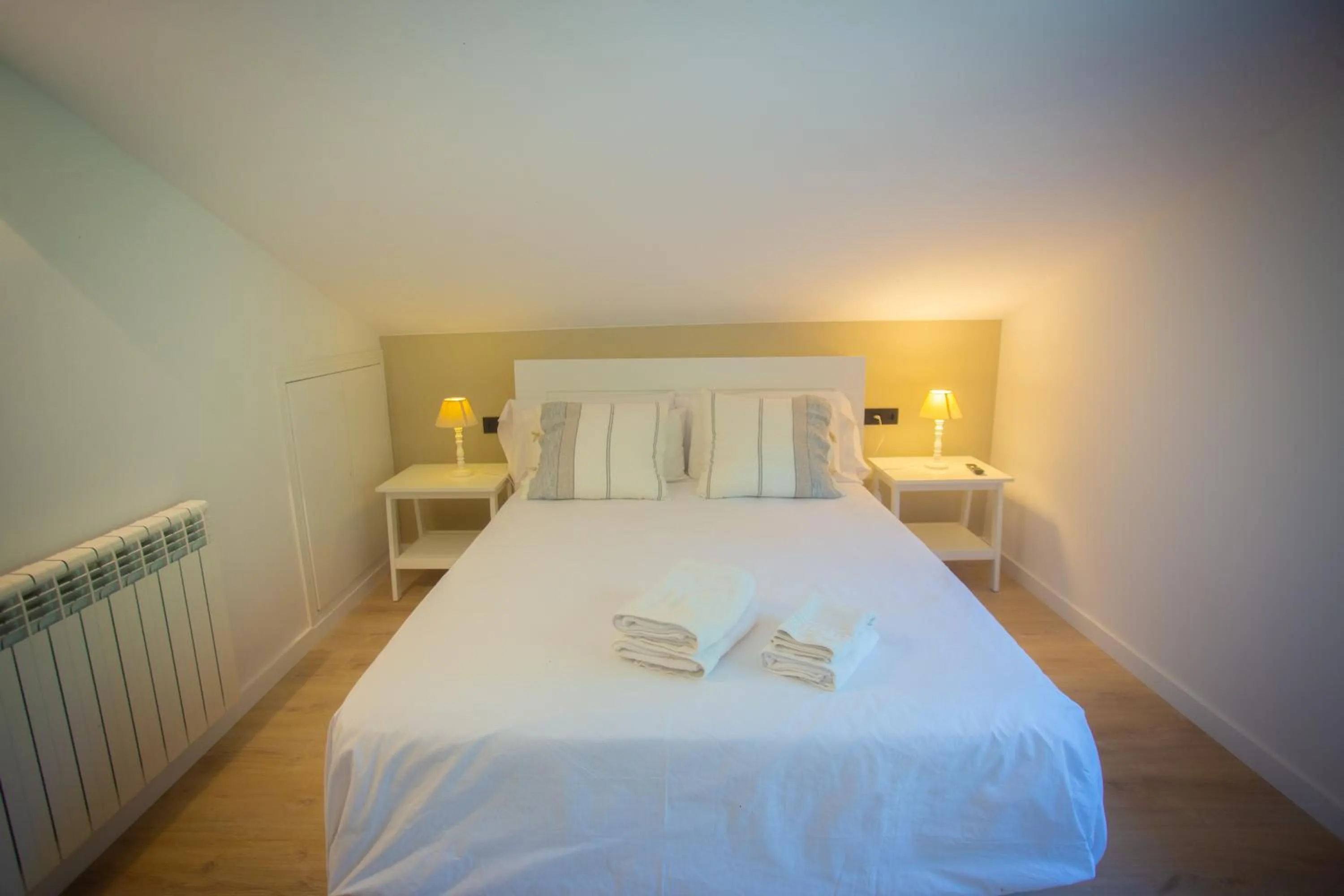 Bed in L'indret del Pedraforca Adults Only