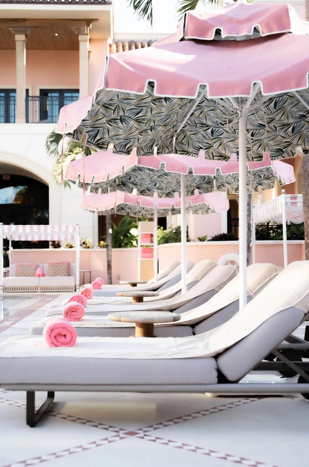 Swimming pool in Palm House Hotel Palm Beach