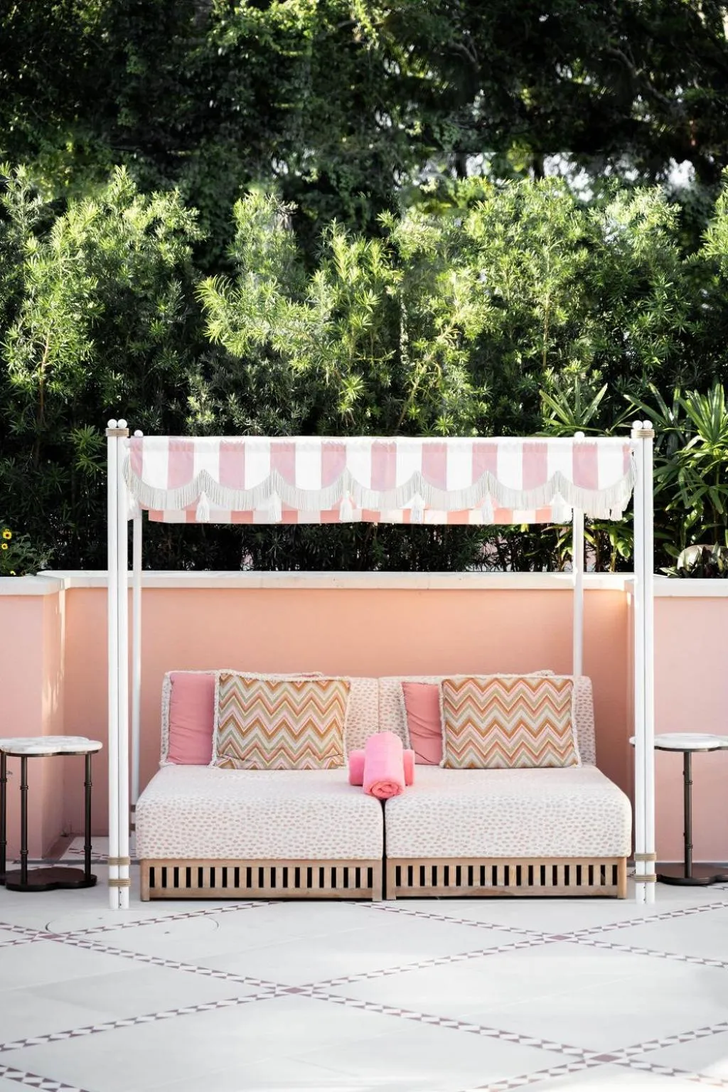 Swimming pool in Palm House Hotel Palm Beach