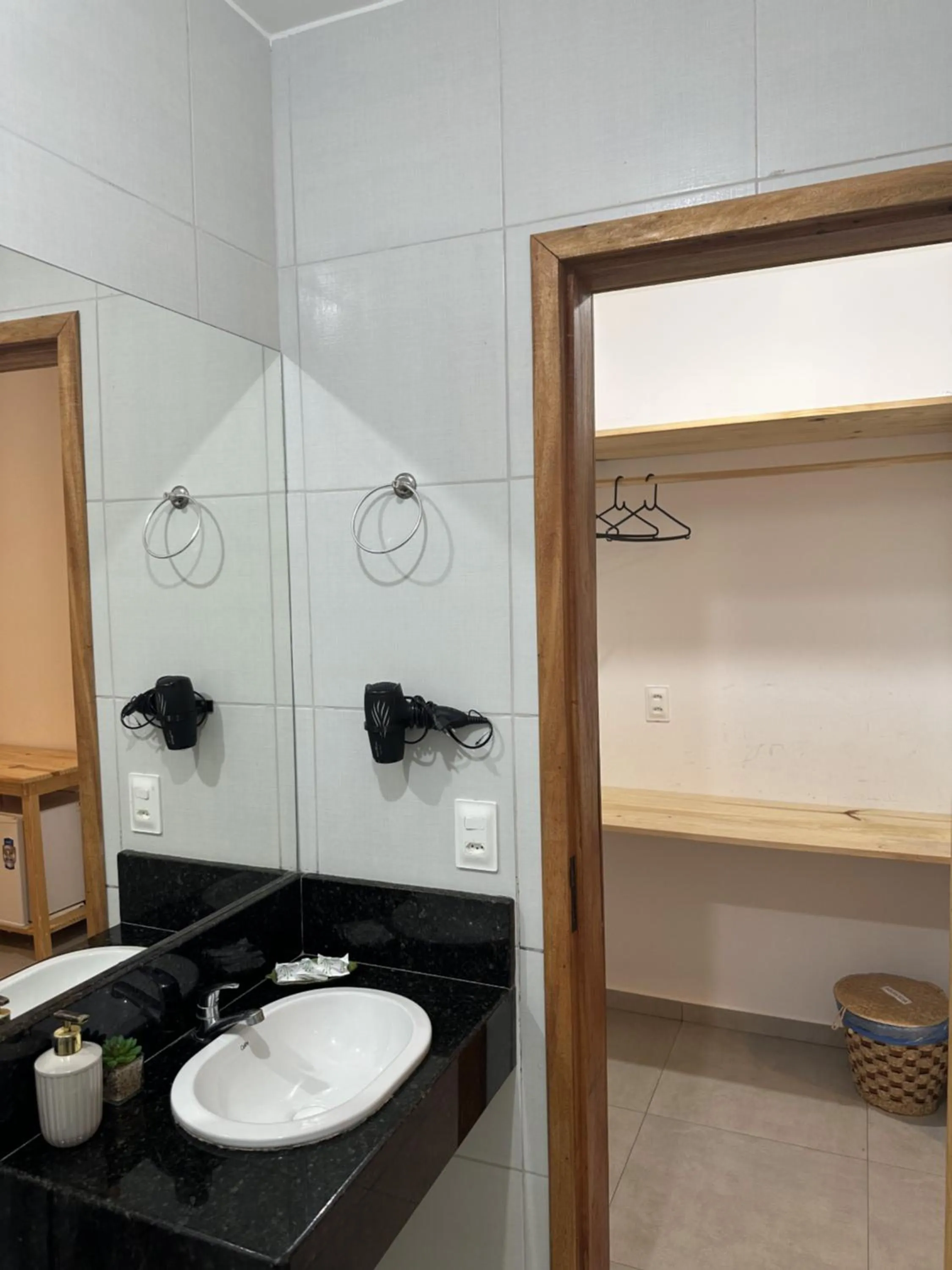 Bathroom in Pousada Isabel Araújo