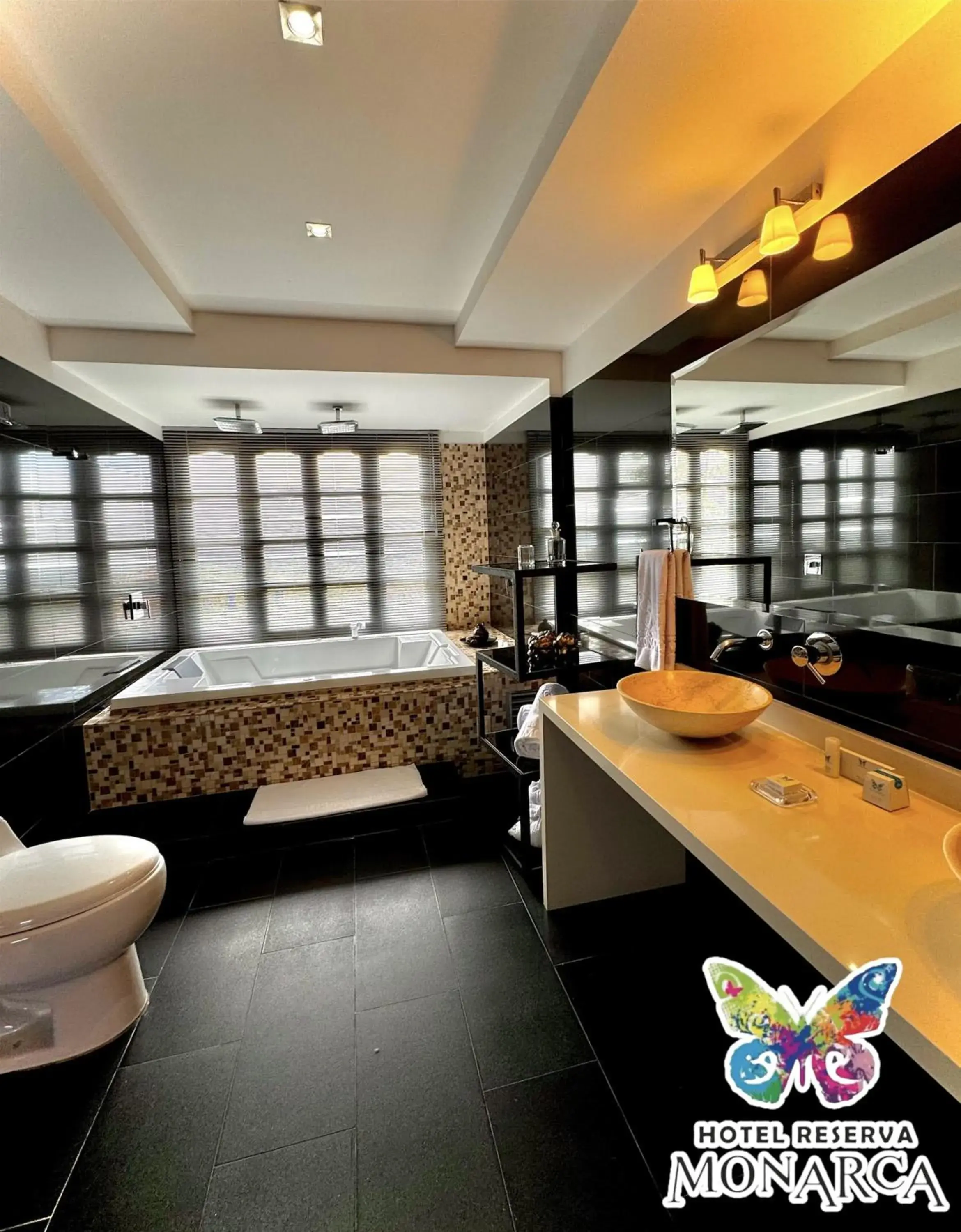 Suite in Hotel Reserva Monarca Suite in Hotel Reserva Monarca