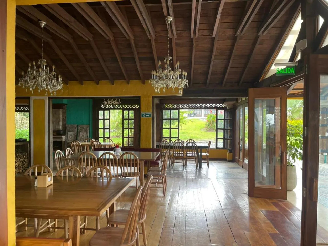 Restaurant/places to eat in Hotel Reserva Monarca