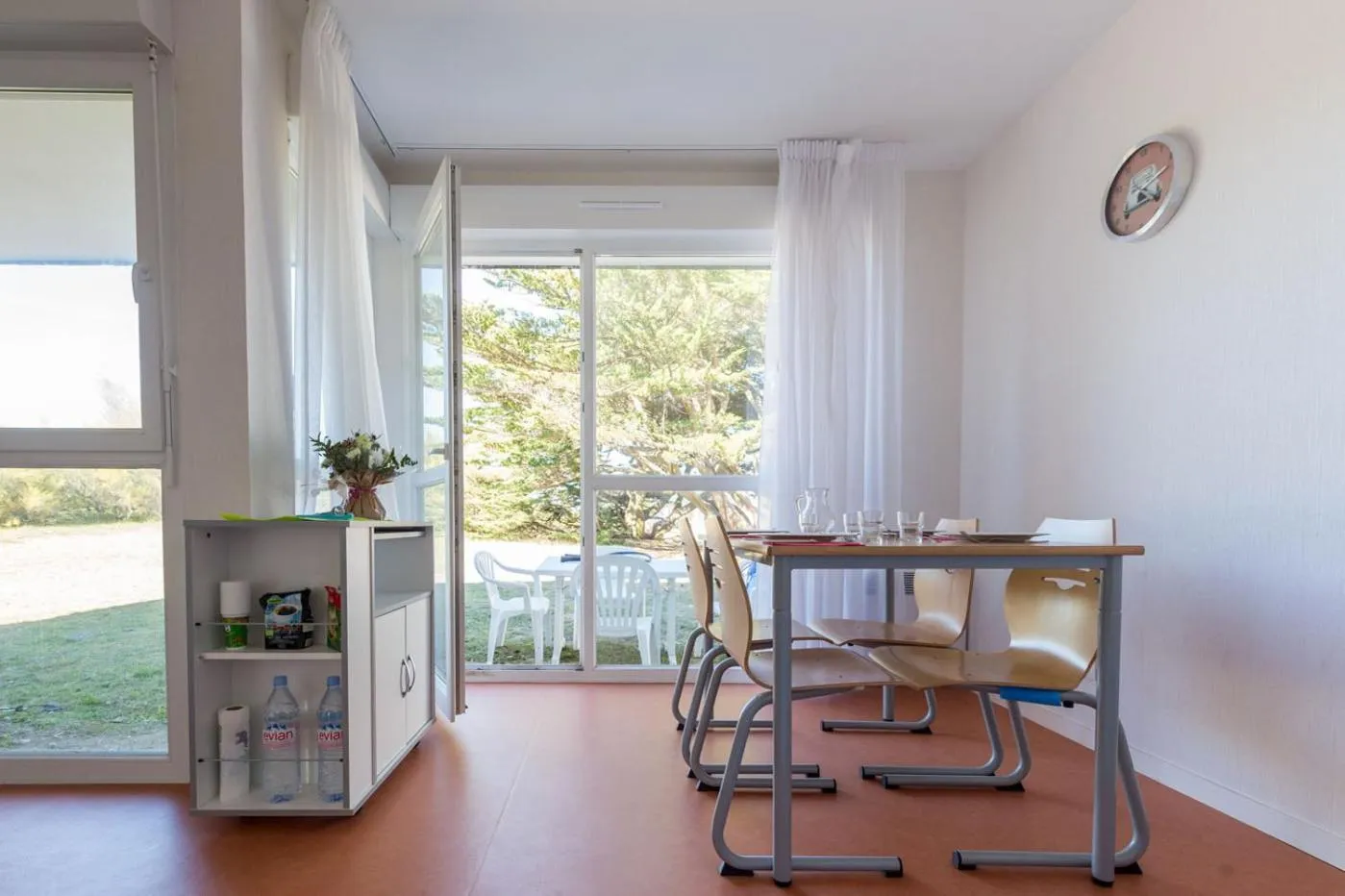 Dining area in Auberge des dunes - Rêves de mer