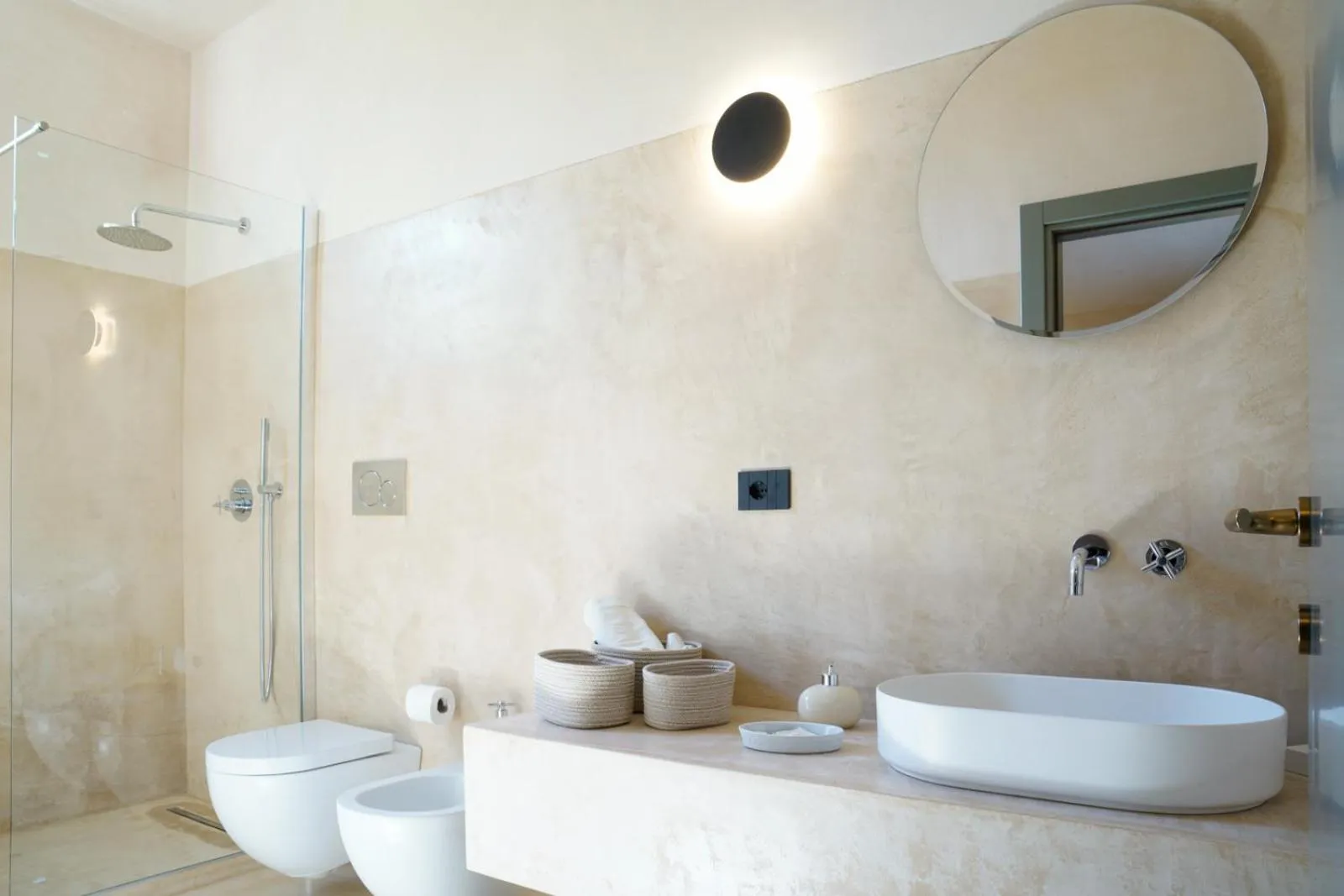 Shower in Parco Degli Aranci