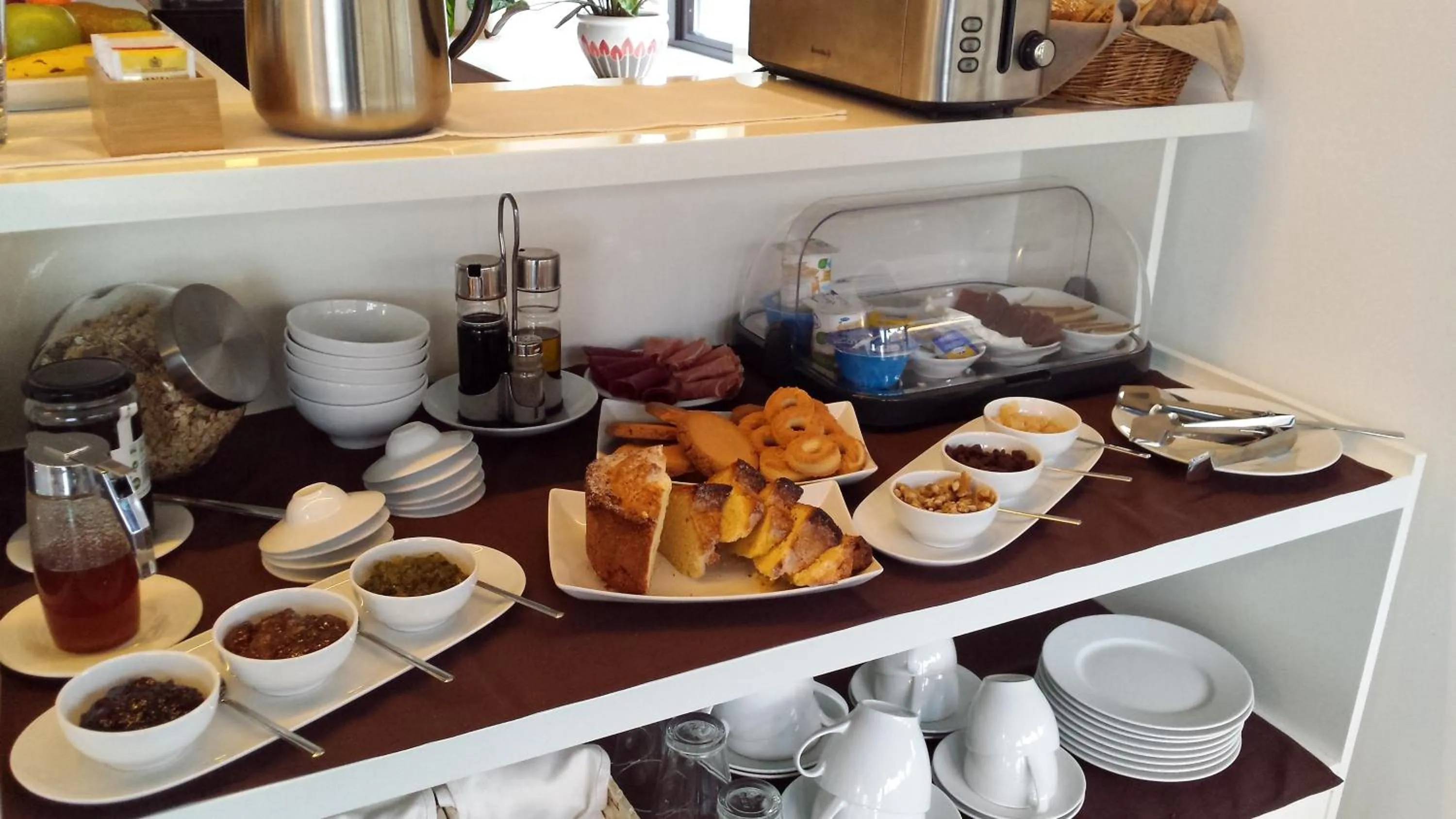 Buffet breakfast in Finca Portizuelo