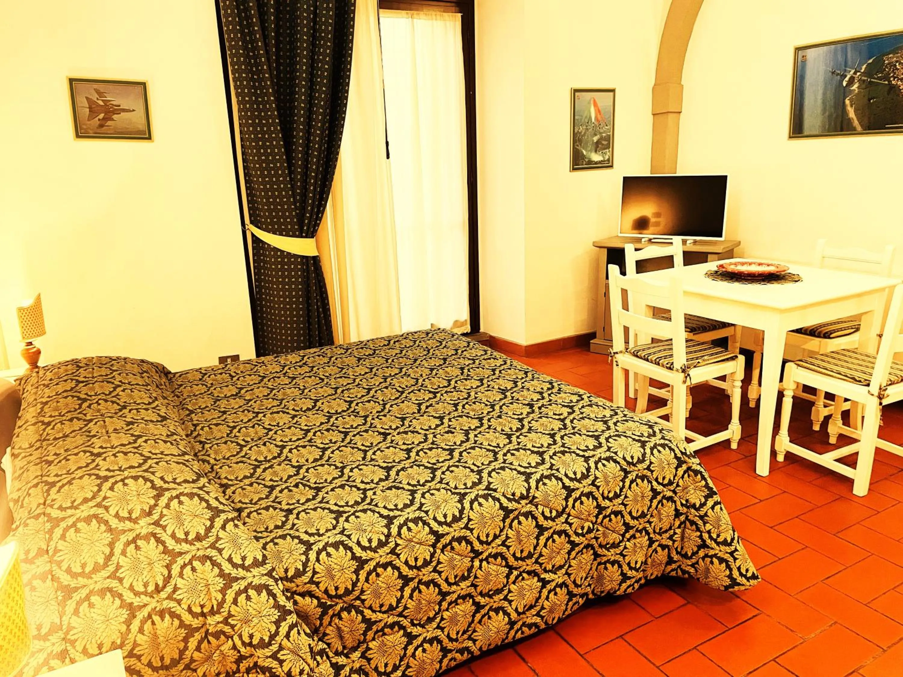 Bed in Hotel Residence La Contessina
