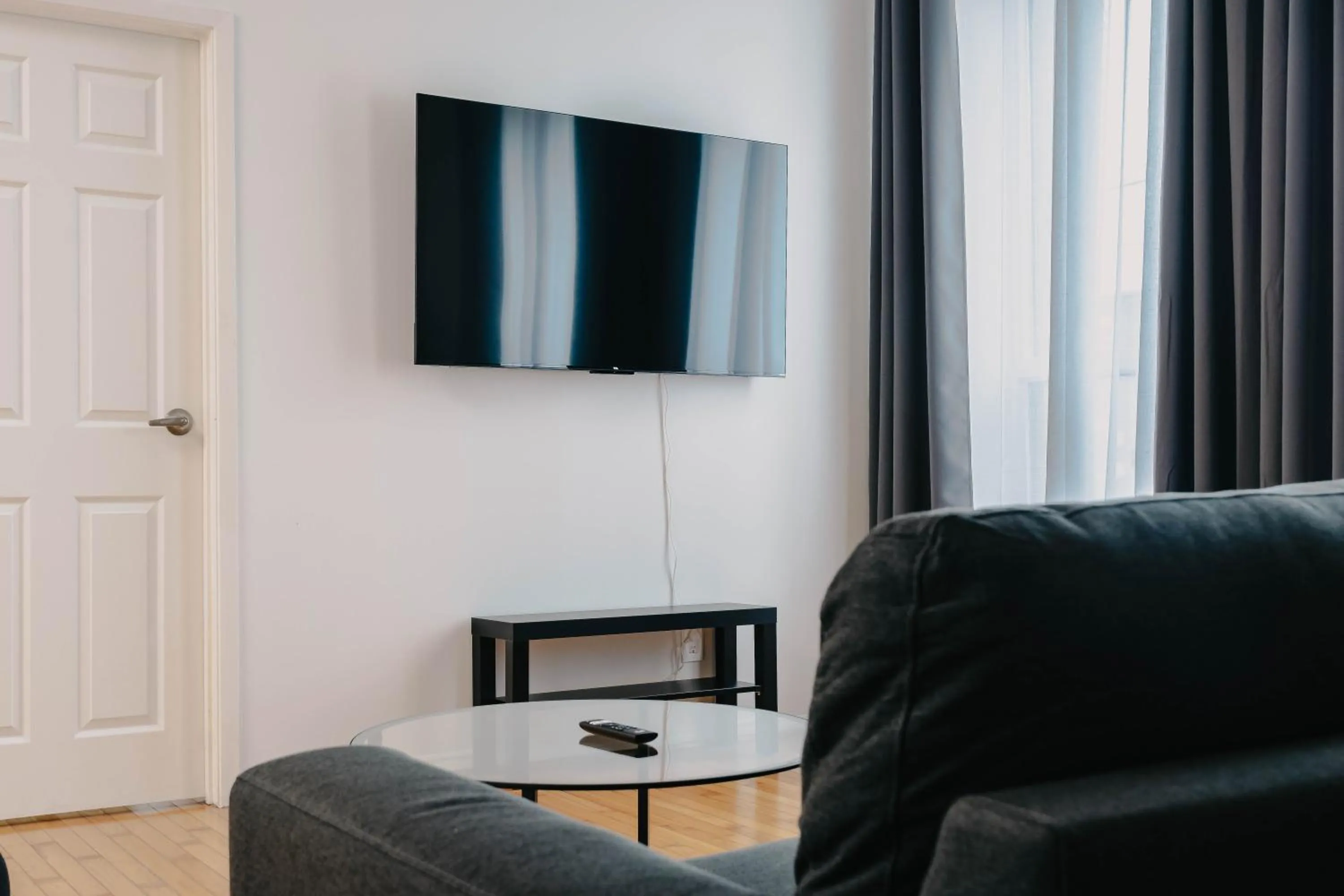 TV and multimedia in Lum The Queen