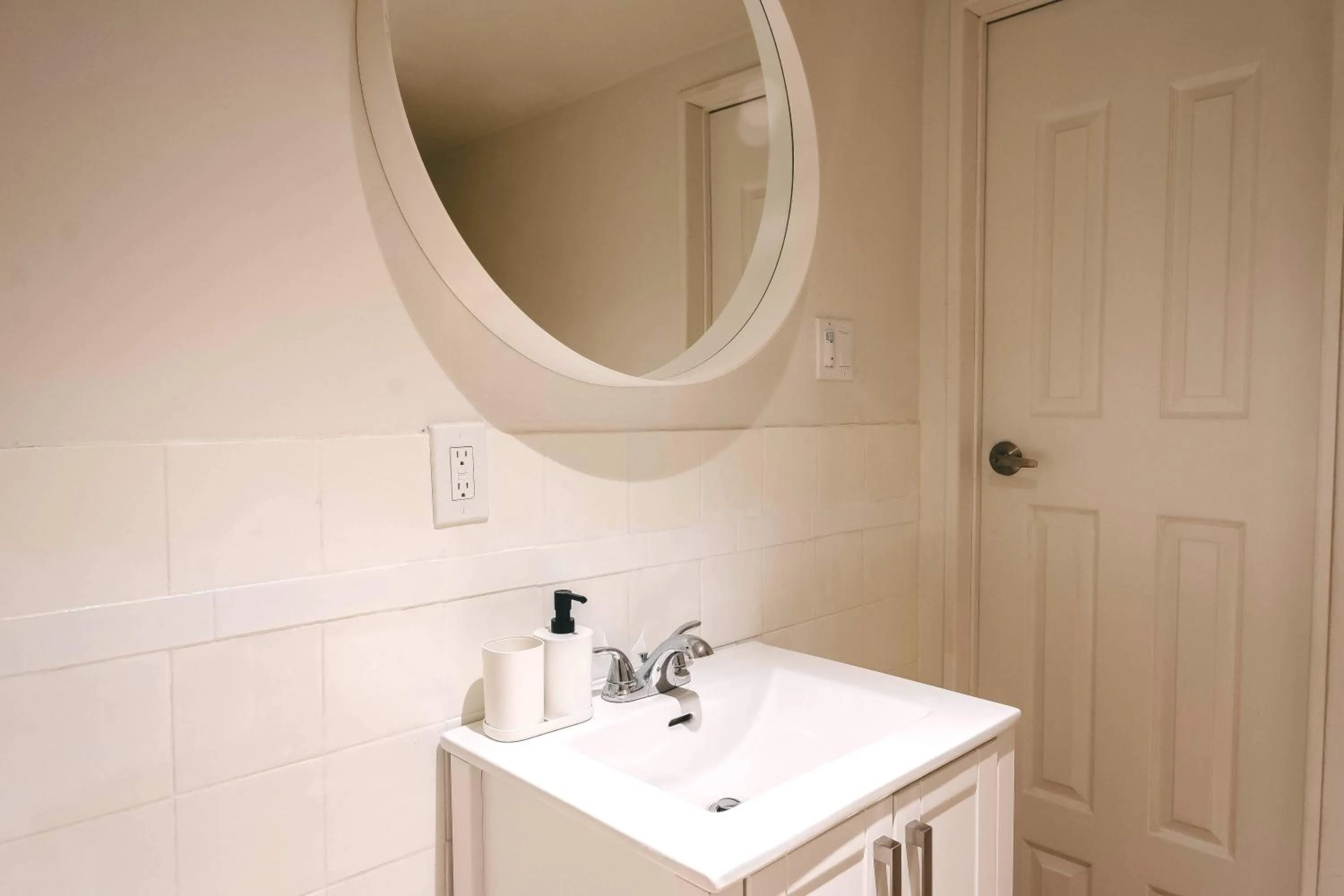 Bathroom in Lum The Queen