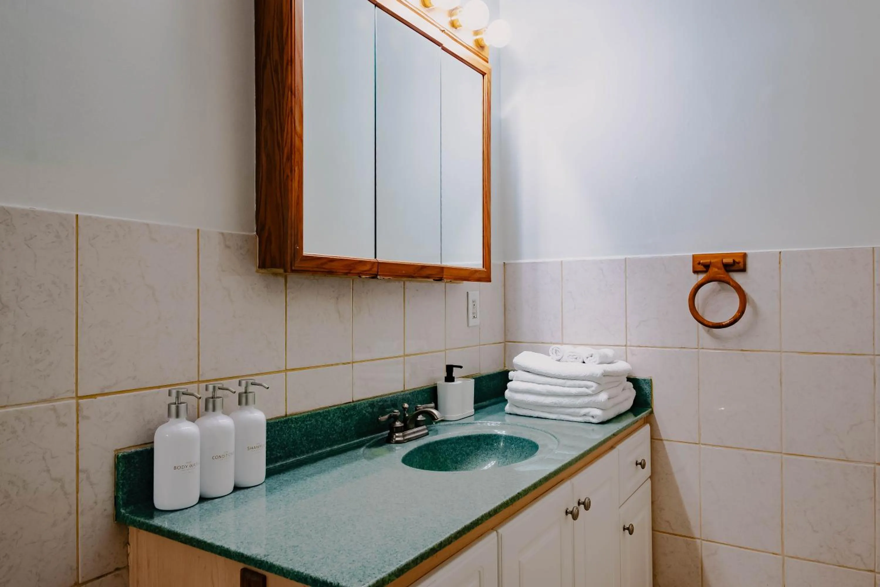 Bathroom in Lum The Queen