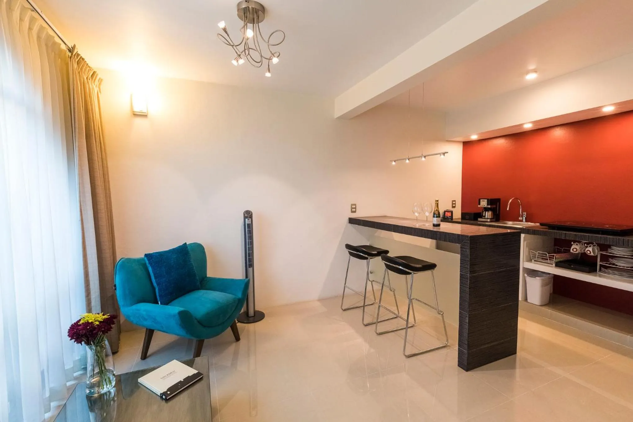 Photo of the whole room in Marialicia Suites, Hotel Boutique