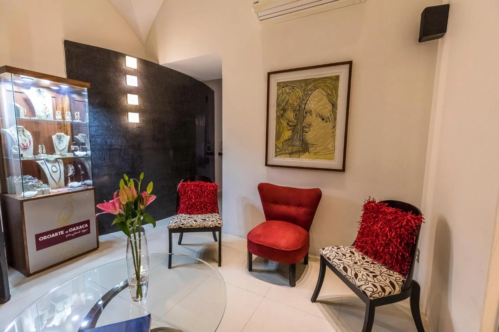 Night in Marialicia Suites, Hotel Boutique