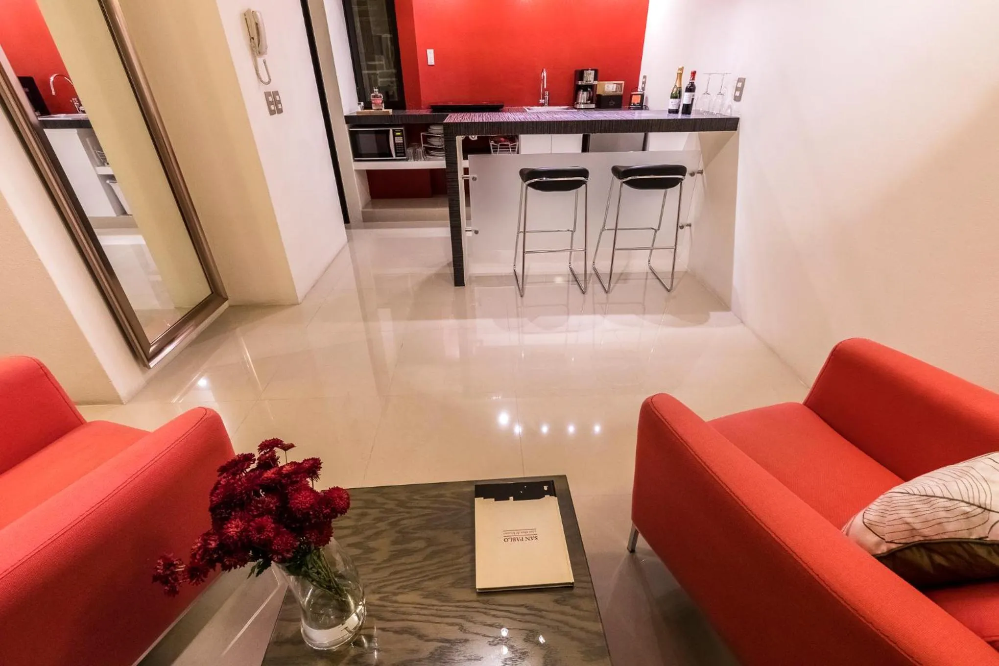 Living room in Marialicia Suites, Hotel Boutique