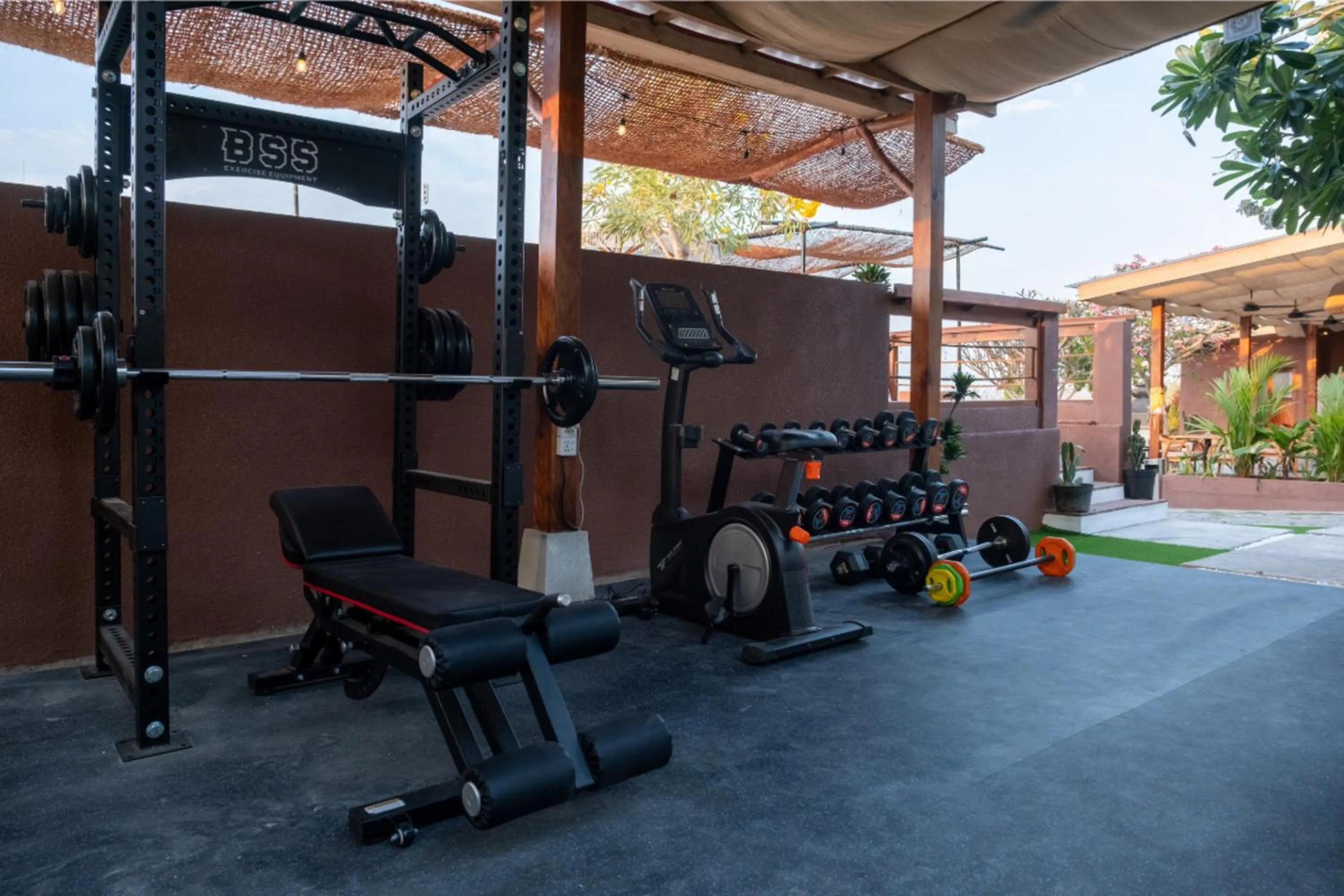 Fitness centre/facilities in Mad Monkey Nusa Lembongan