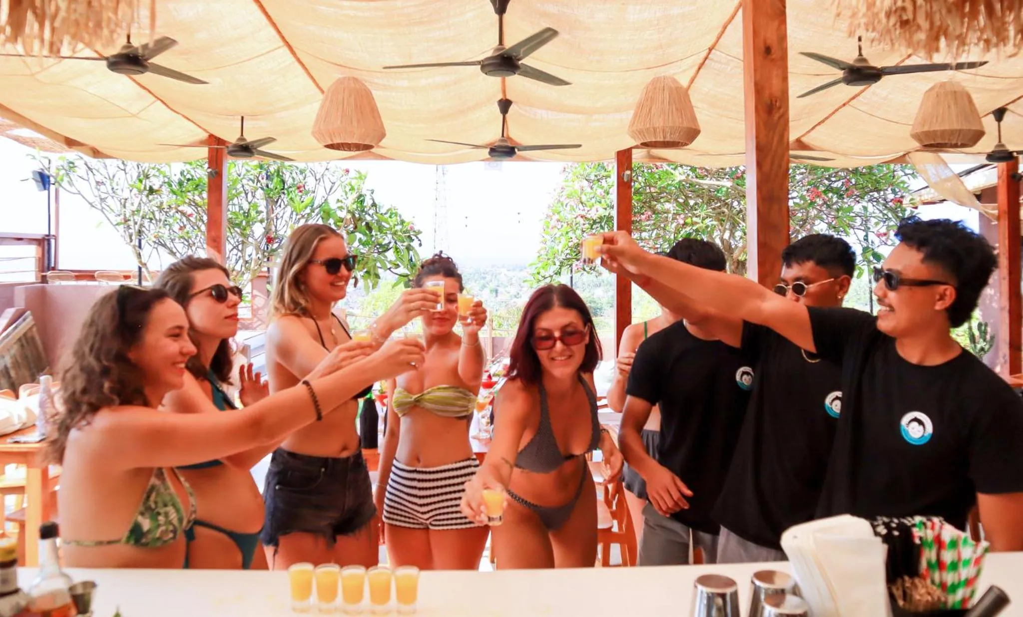 Lounge or bar in Mad Monkey Nusa Lembongan