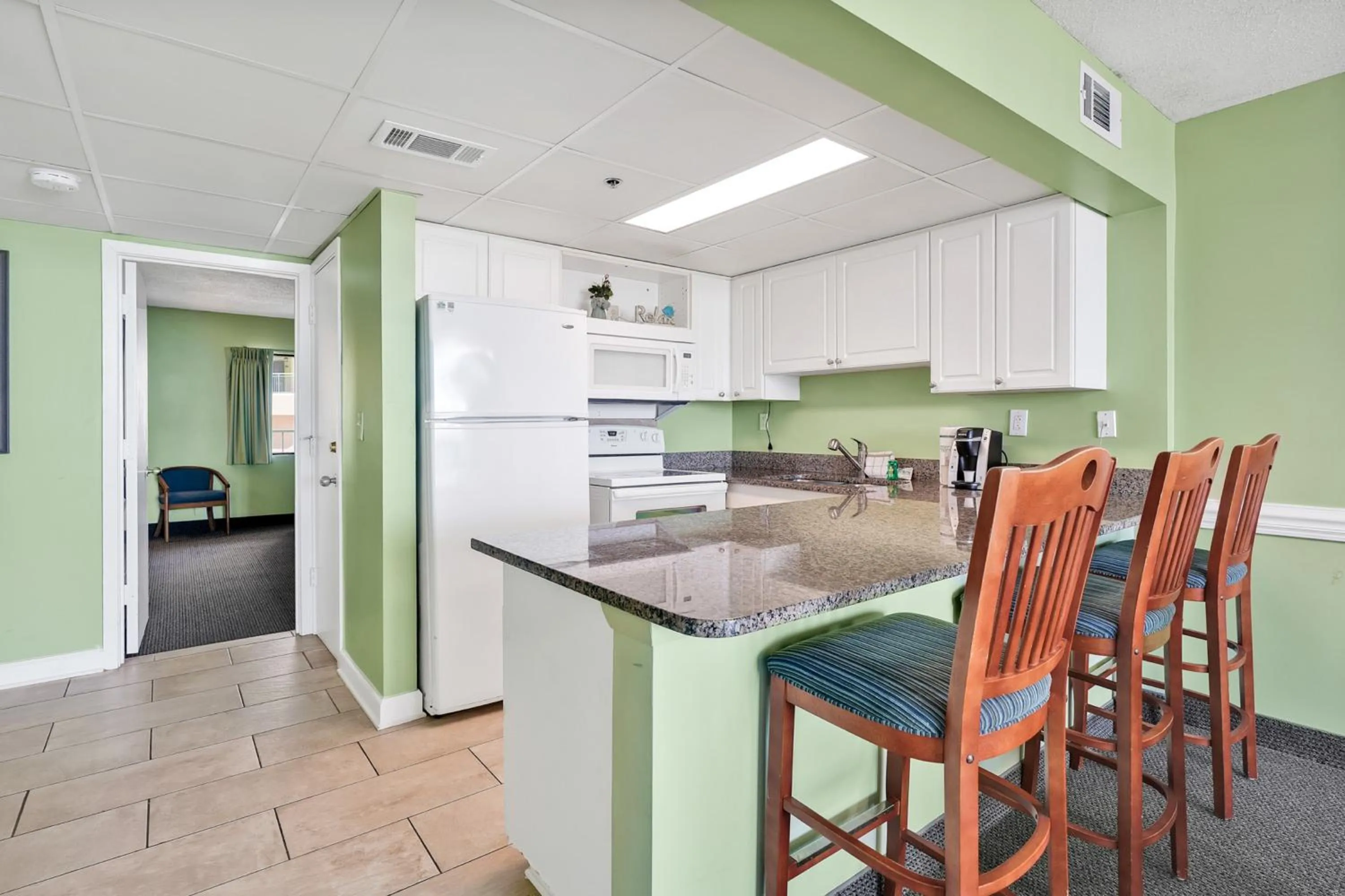 kitchen in Sand Dunes Resort & Suites