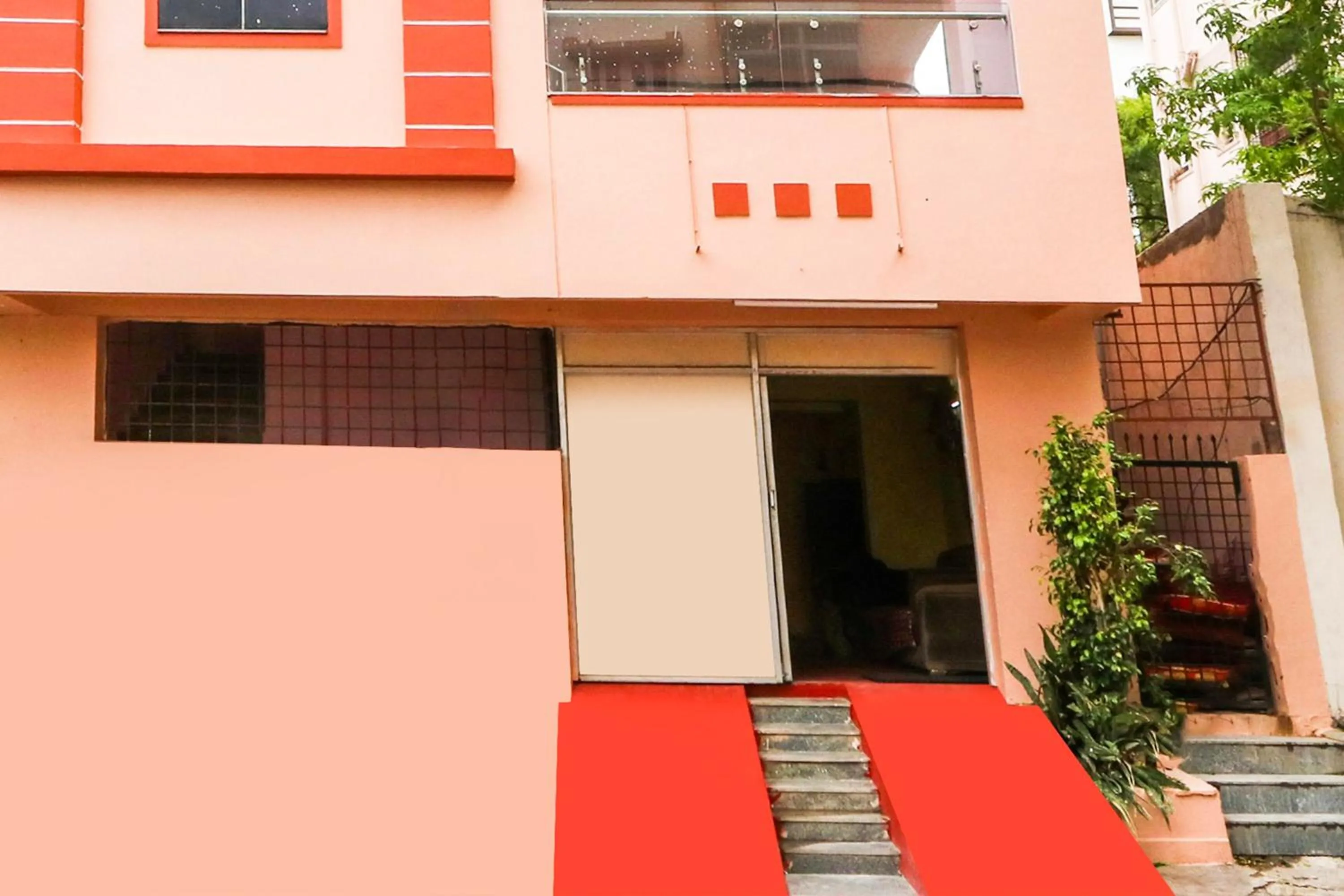 Facade/entrance in Hotel O Shirdi Blissful Residency