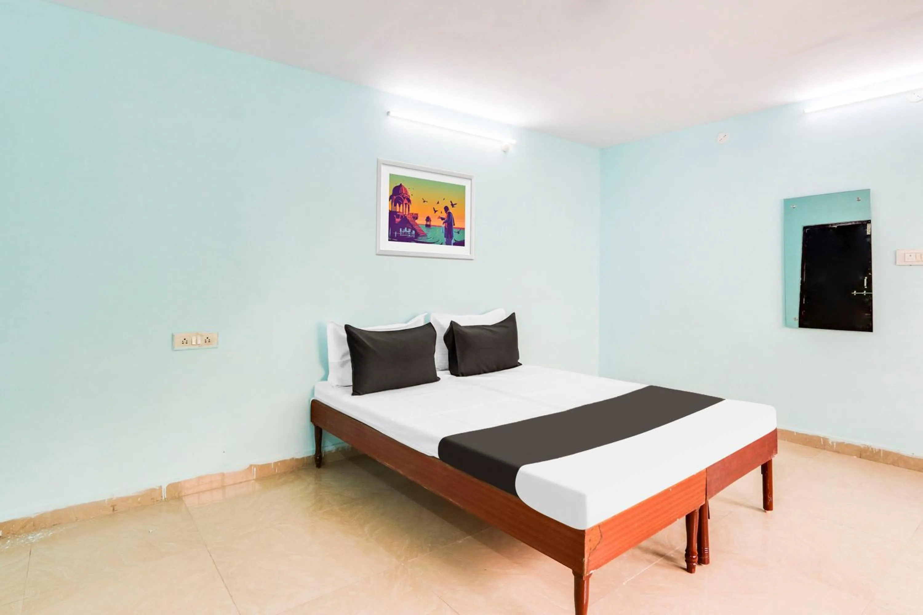 Bedroom, Bed in Hotel O Shirdi Blissful Residency