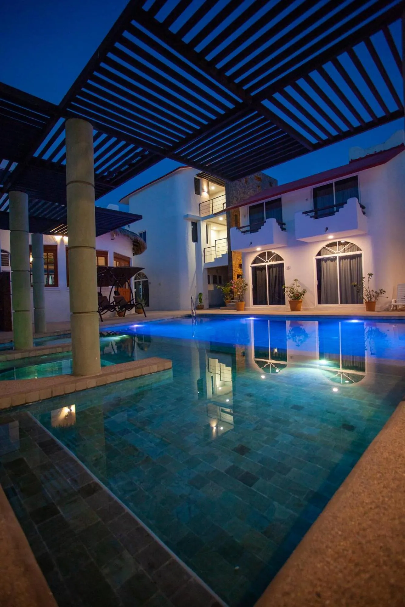 Swimming pool in Hotel Boutique Eden Costa