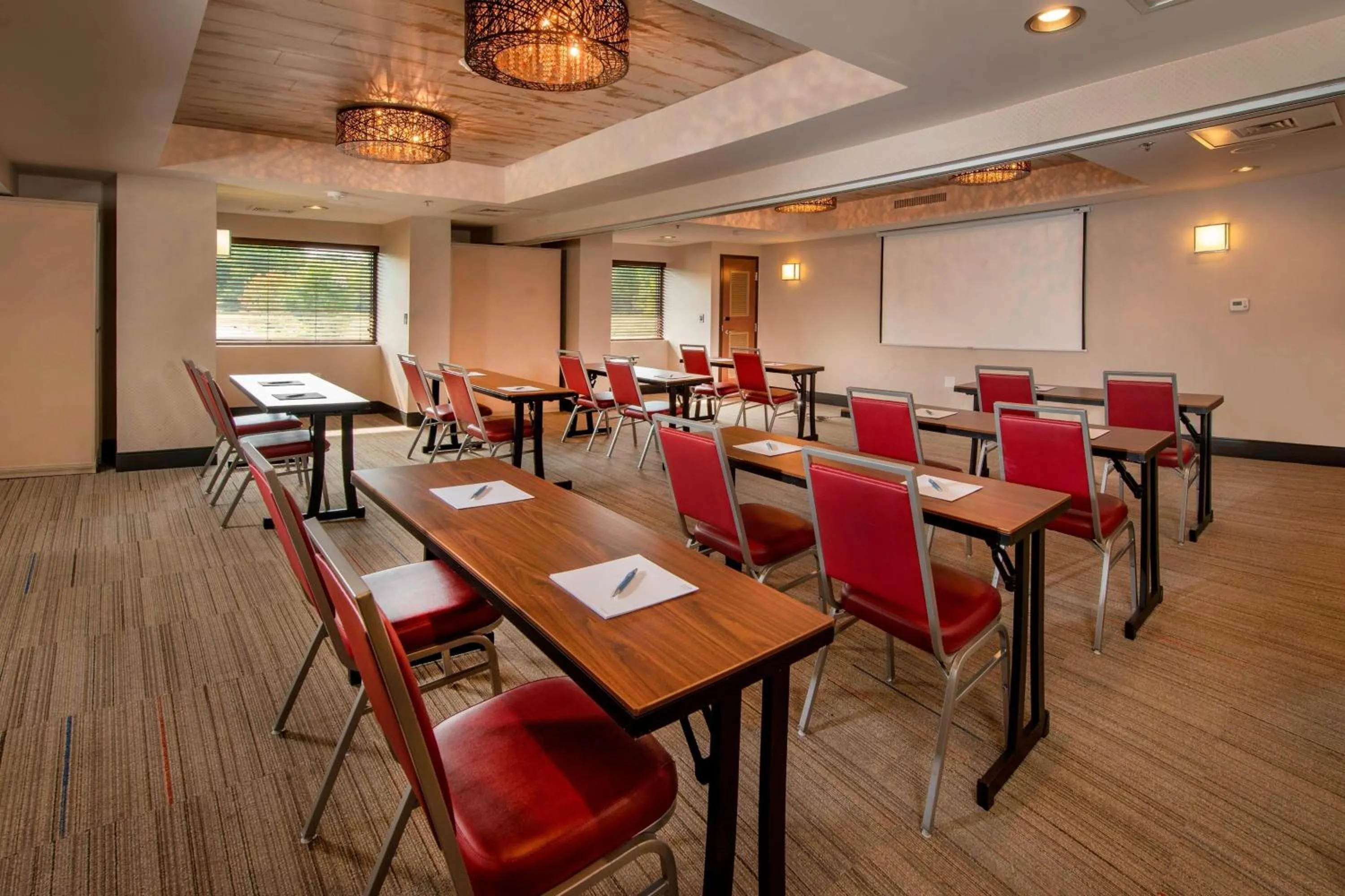 Meeting/conference room in Four Points by Sheraton Newark Christiana Wilmington