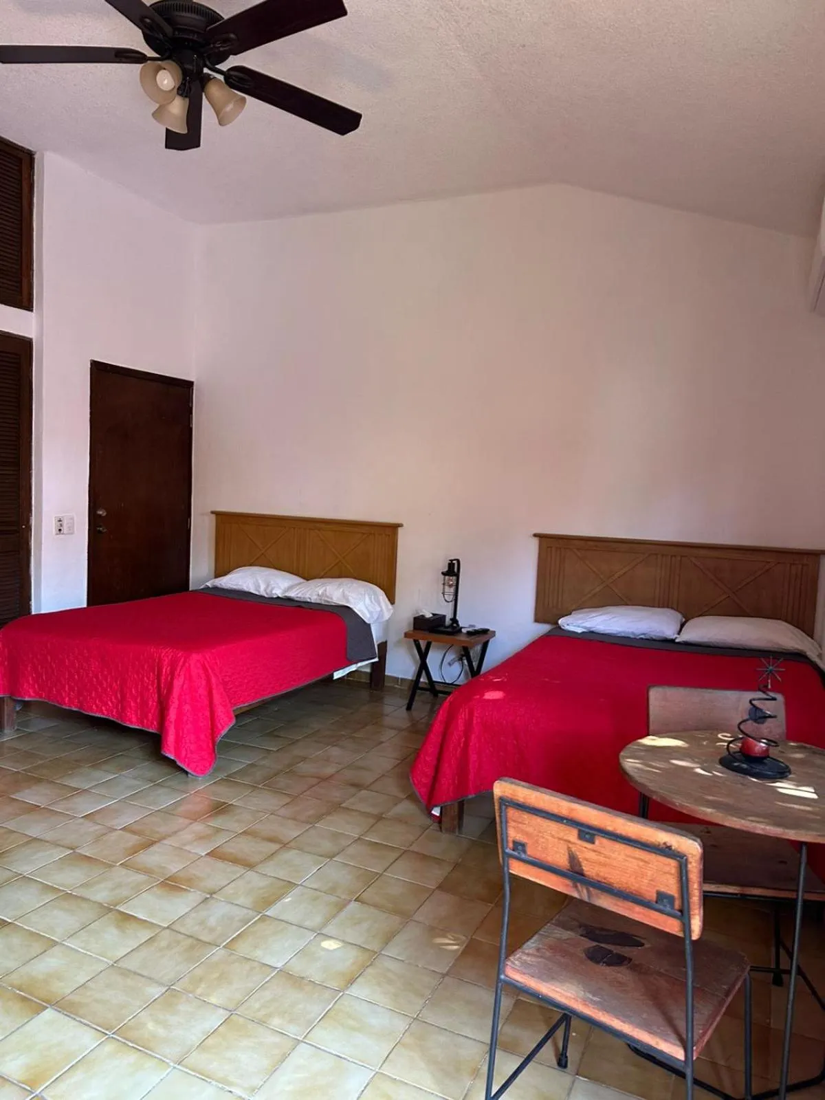 Bedroom, Bed in Hotel Casa Alvarada