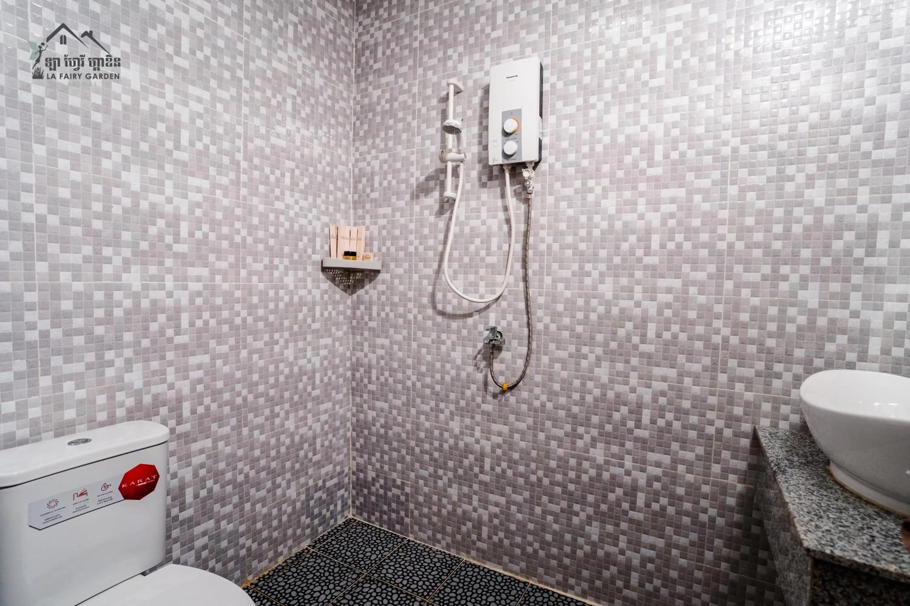 Bathroom in La Fairy Garden Resort