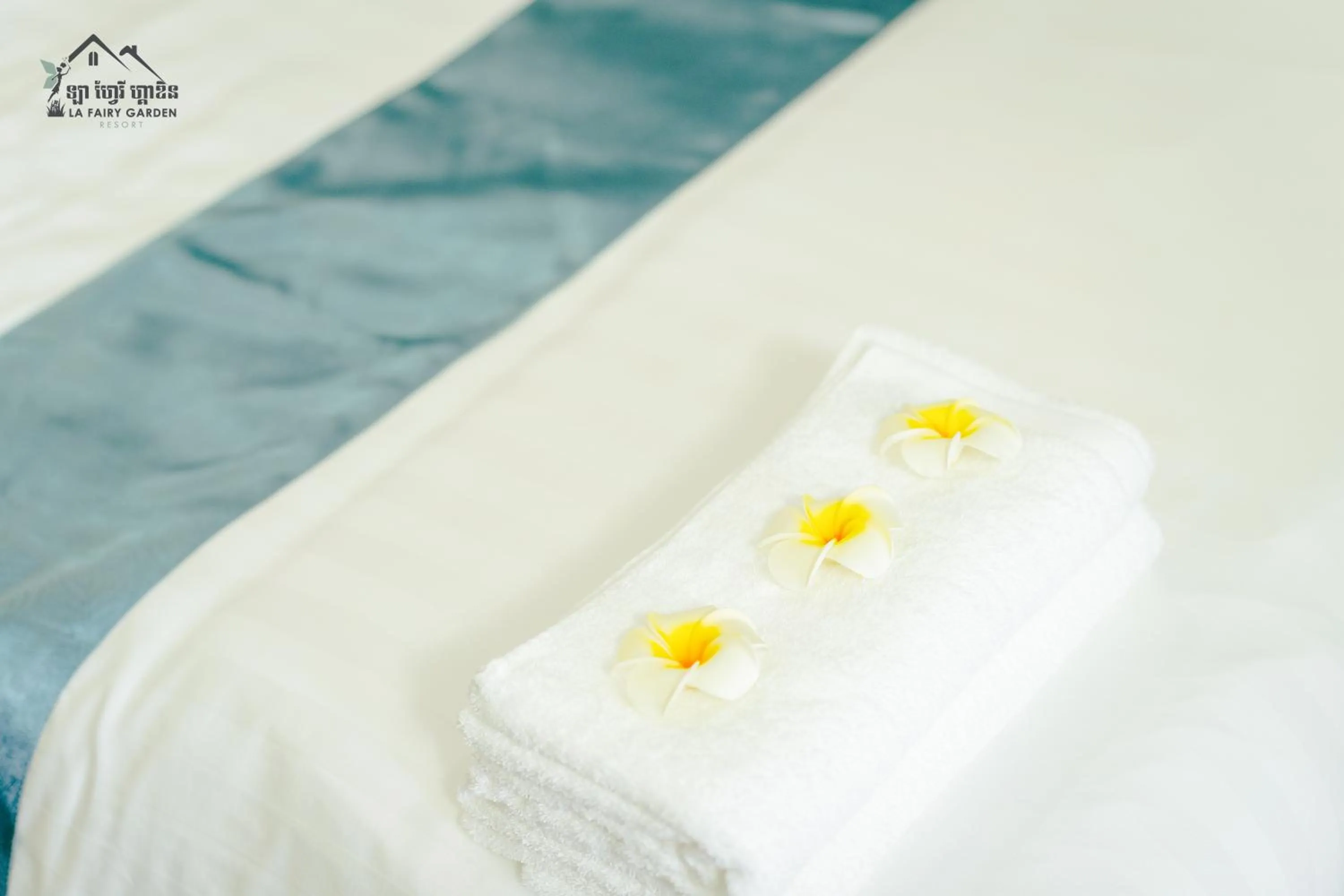 Bed in La Fairy Garden Resort