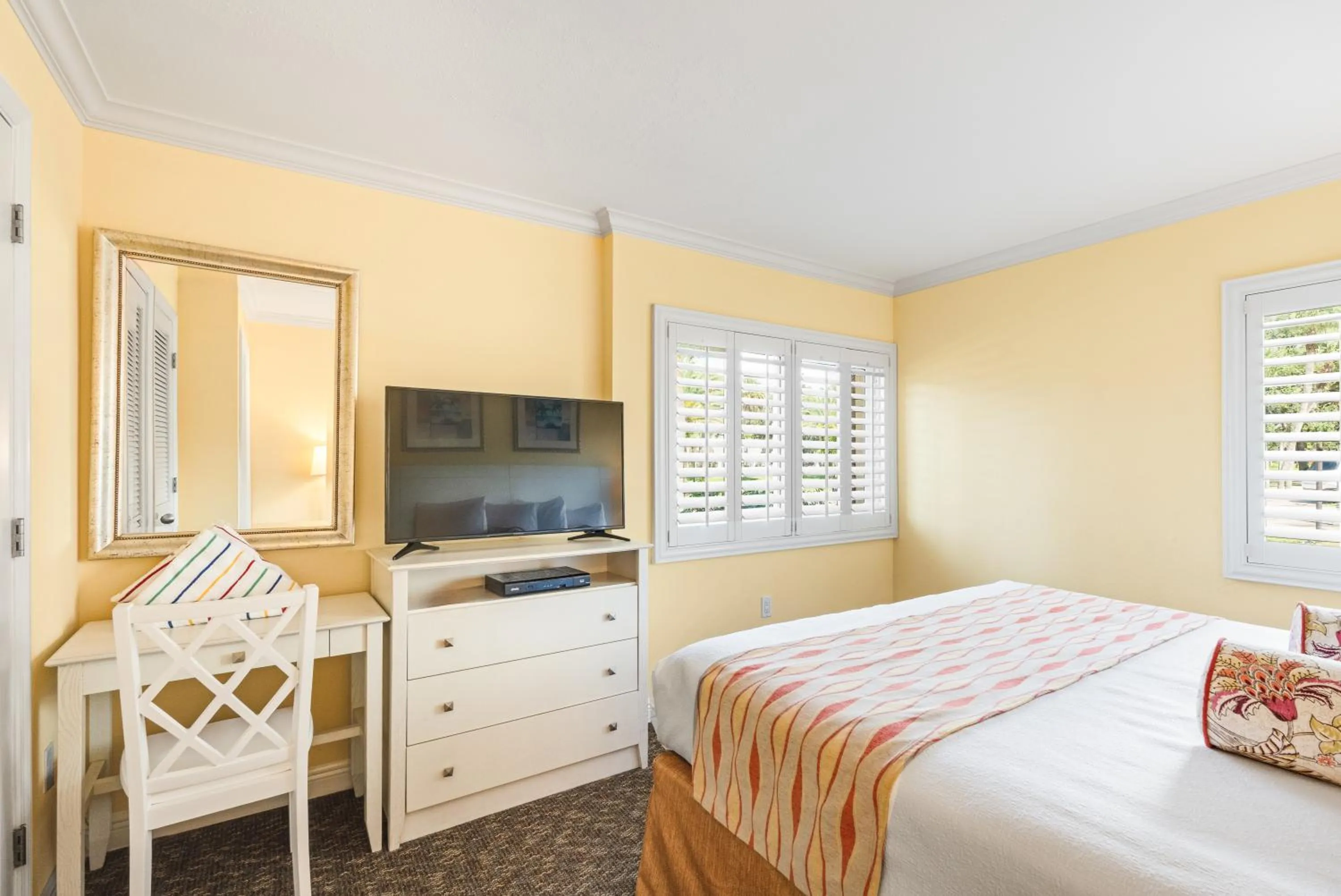 Bed in Inn at the Beach-Venice FLORIDA