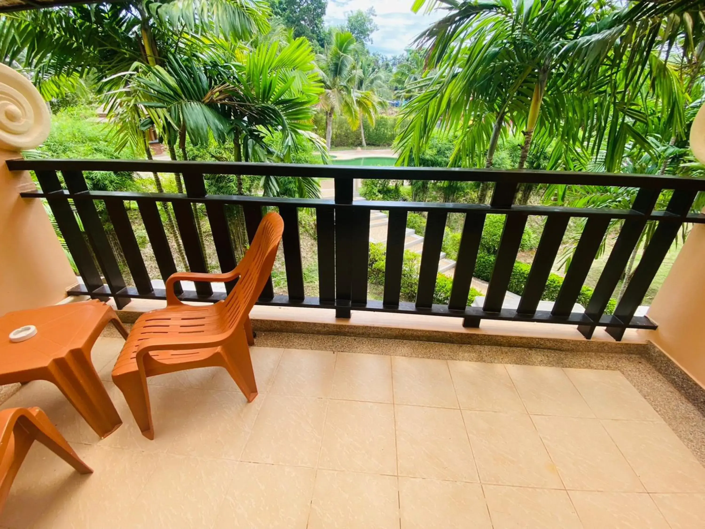 Superior Twin Room in Apartel at Lanta Resort Superior Twin Room in Apartel at Lanta Resort