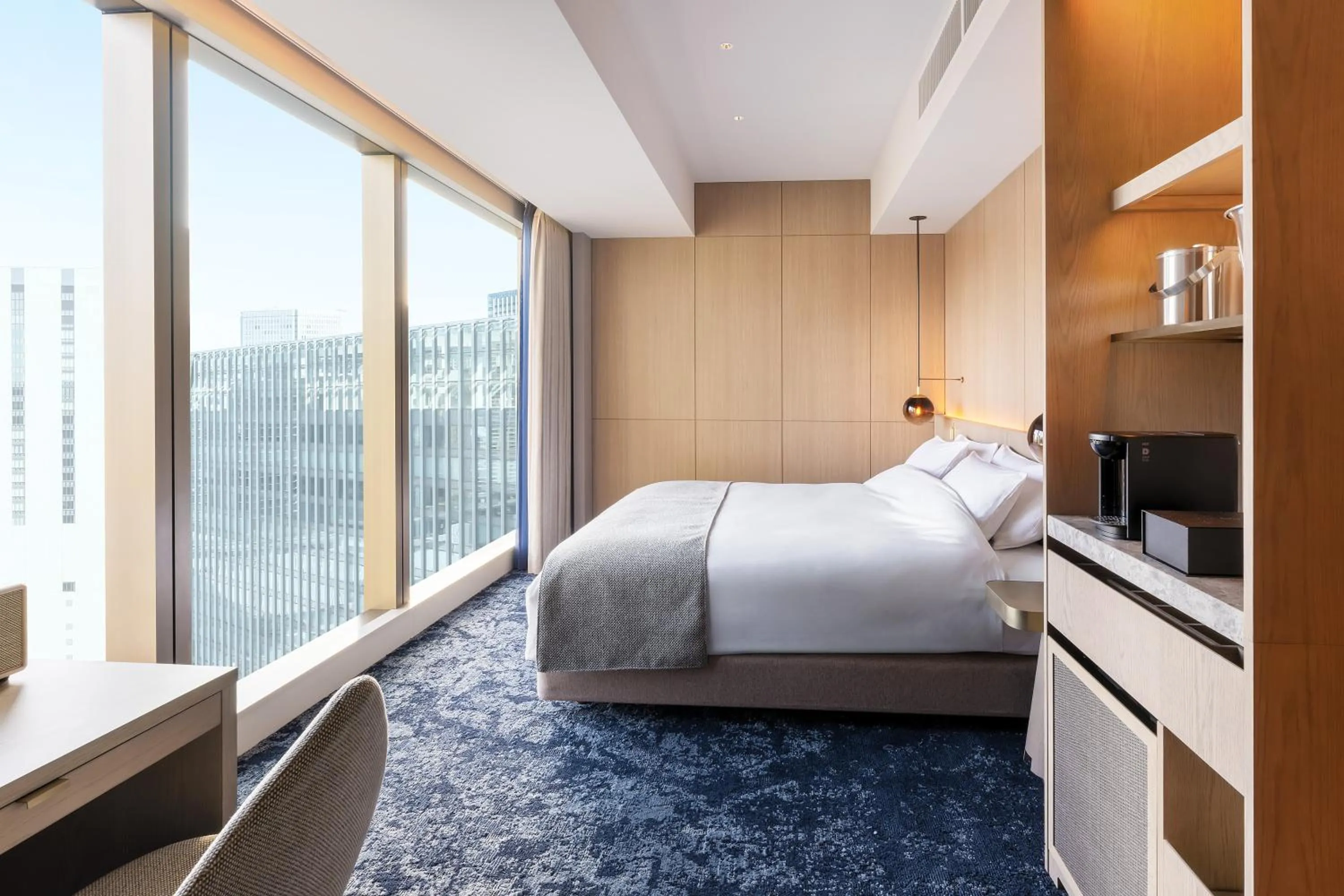 Bedroom, Bed in Hotel Hankyu GRAN RESPIRE OSAKA