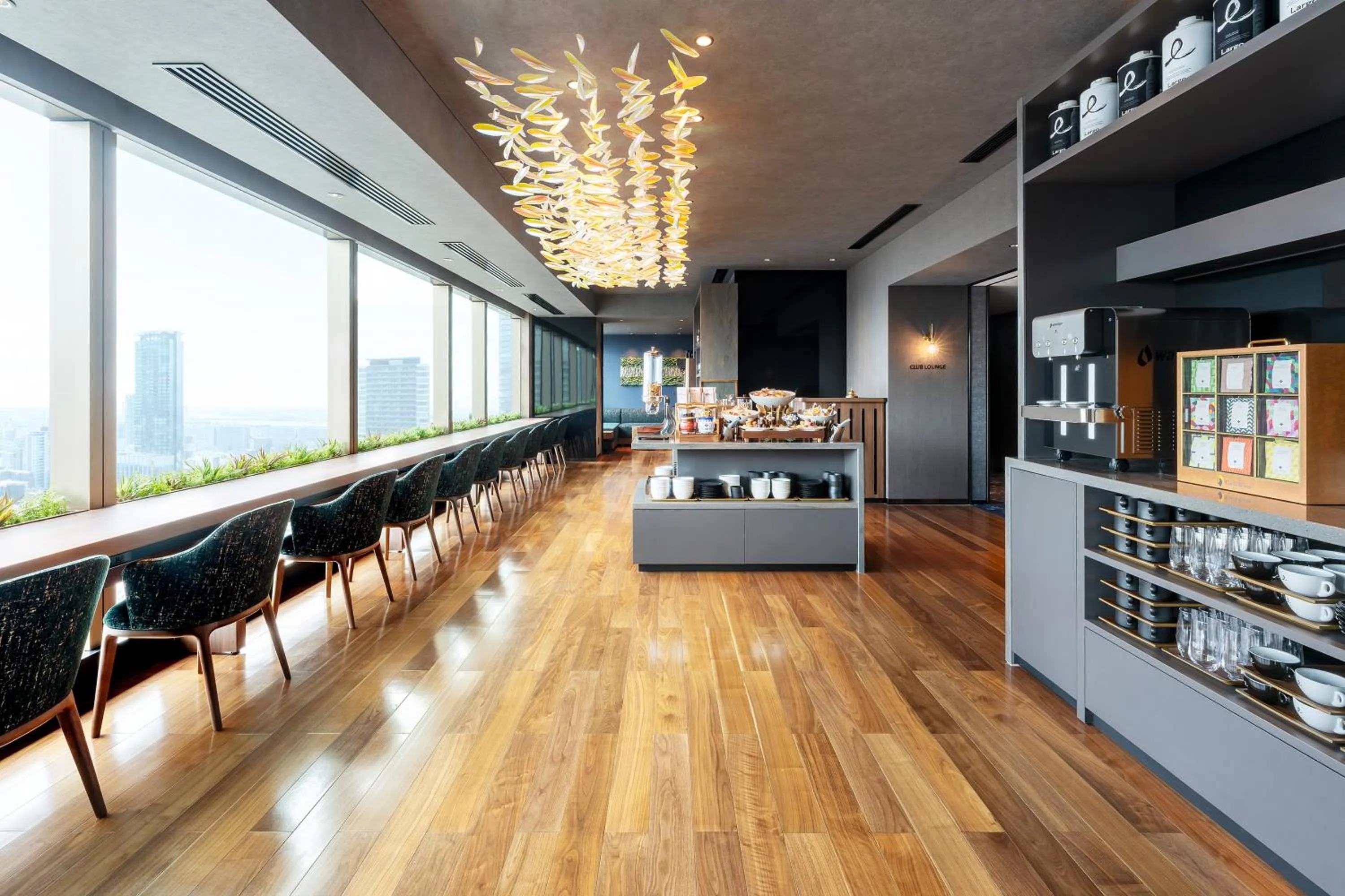 Lounge or bar in Hotel Hankyu GRAN RESPIRE OSAKA