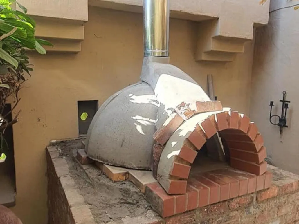 BBQ facilities in Chartwell Castle & Guest House